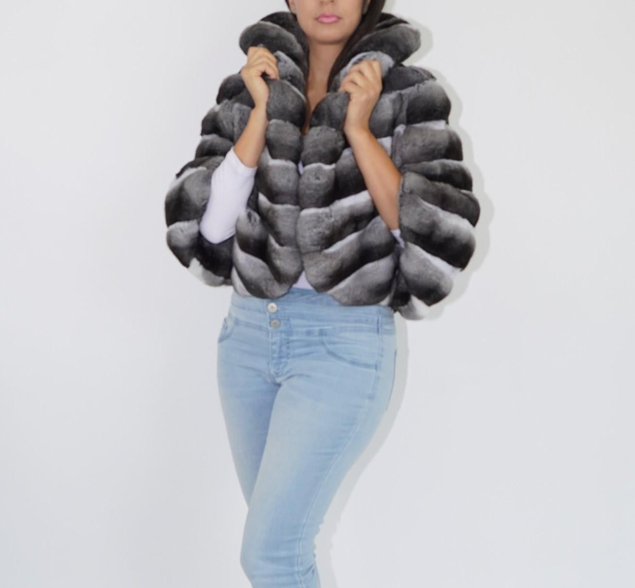 Gray Brand new european chinchilla fur size M For Sale