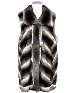 Brand new chinchilla fur vest size M