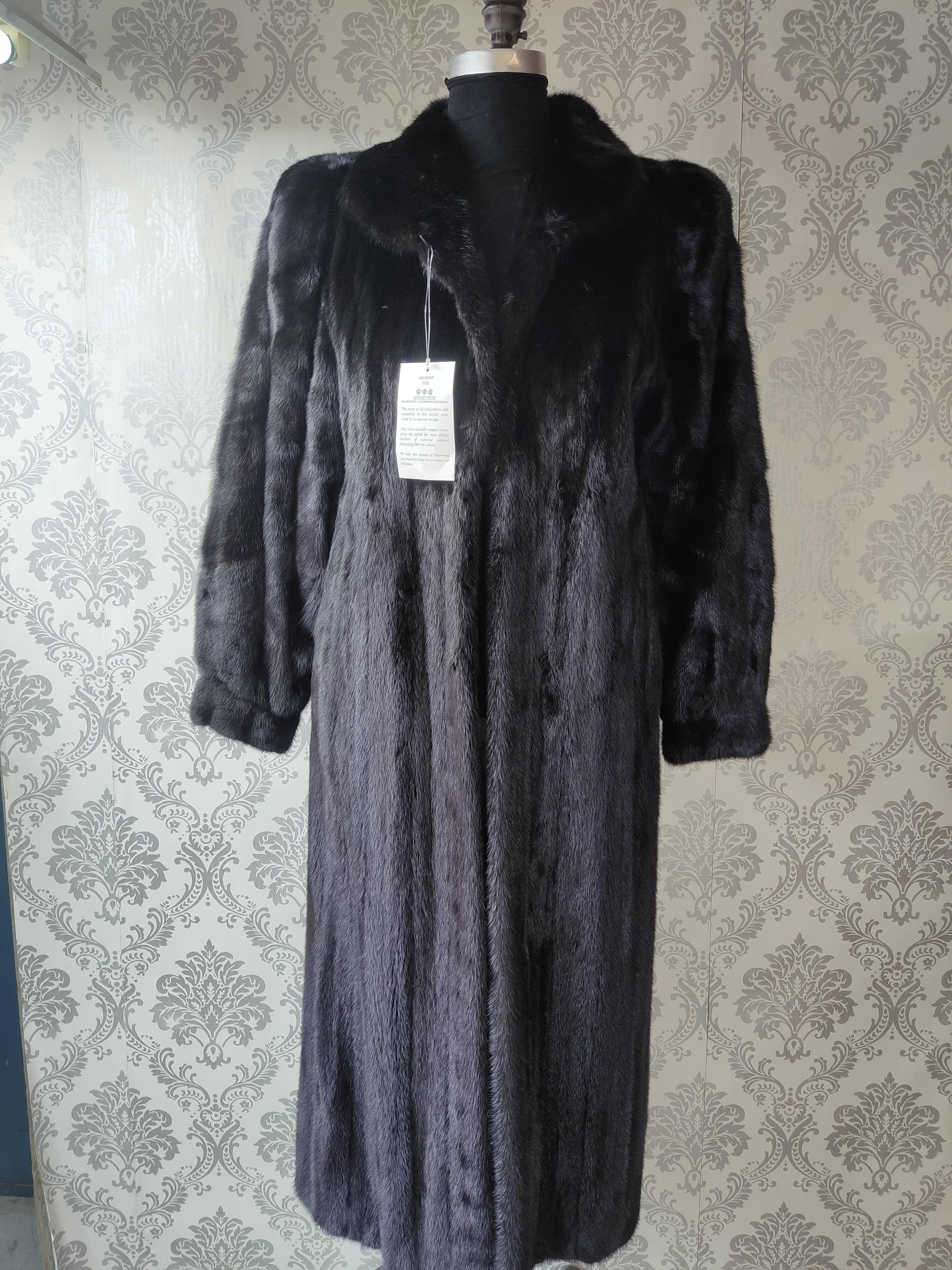 Brand New Christian Dior Black Mink Fur Swing Coat (Size 12-M) For Sale 7