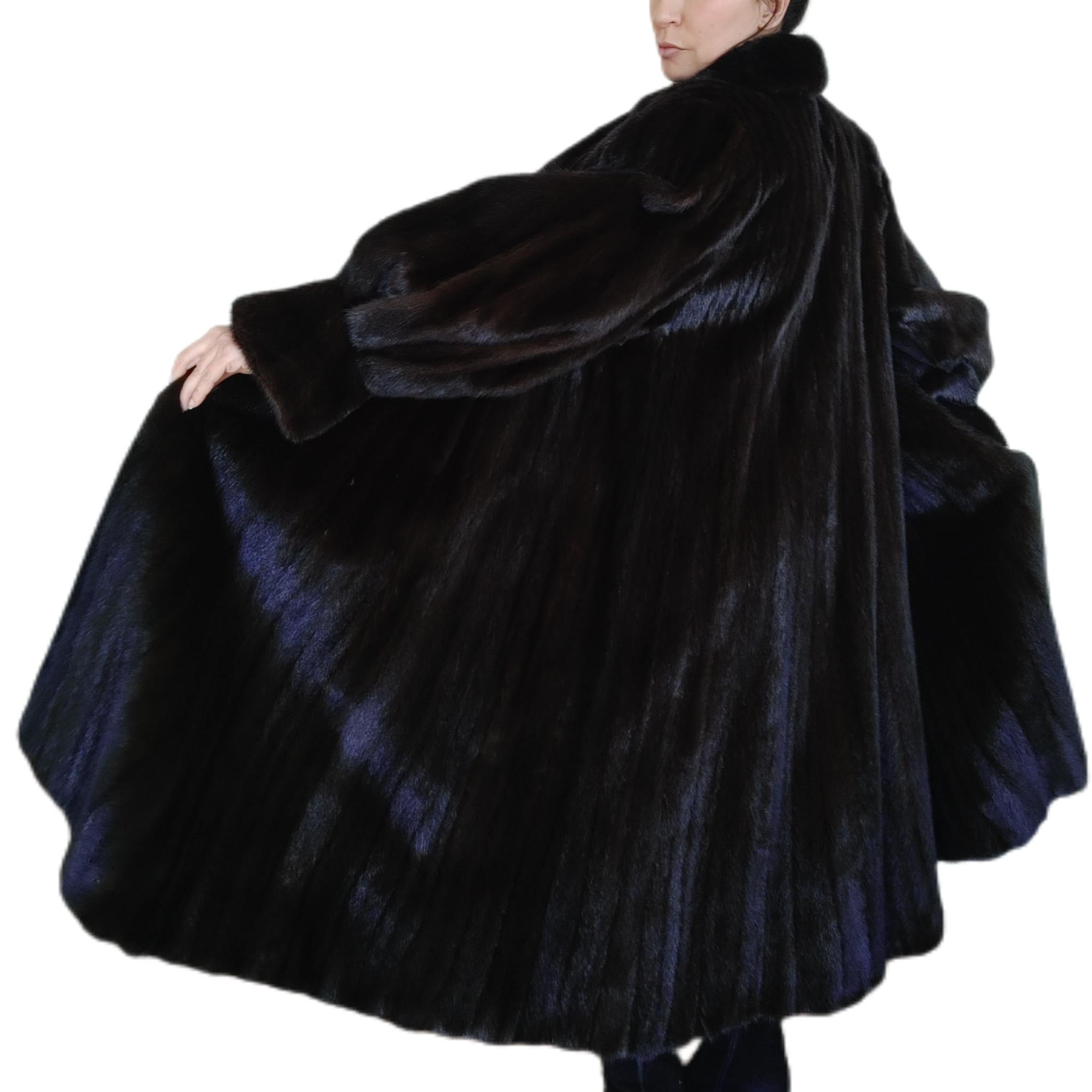 Women's Brand New Christian Dior Black Mink Fur Swing Coat (Size XL 18-20) For Sale