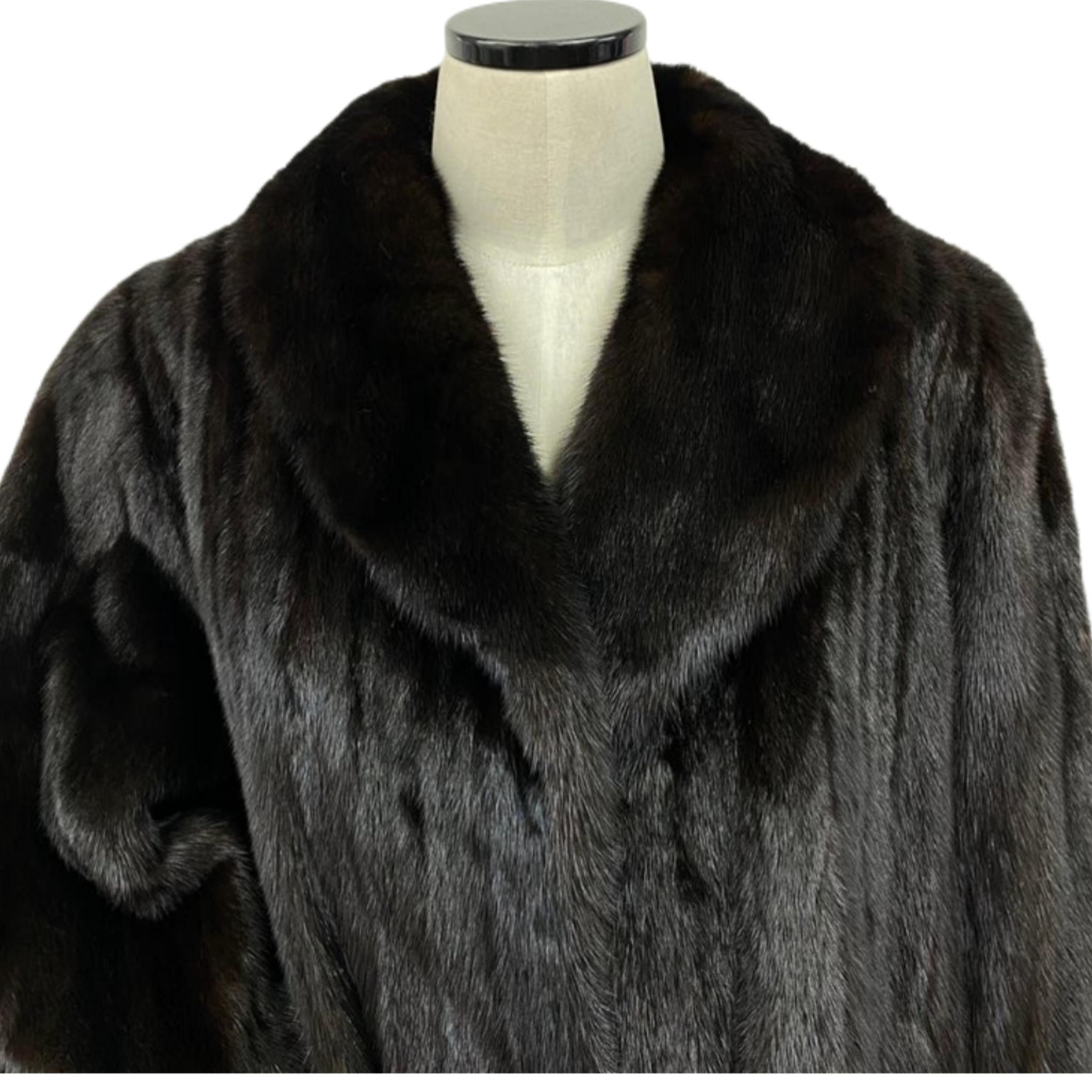Brand New Christian Dior Black Mink Fur Swing Coat (Size XL 18-20) en vente 10