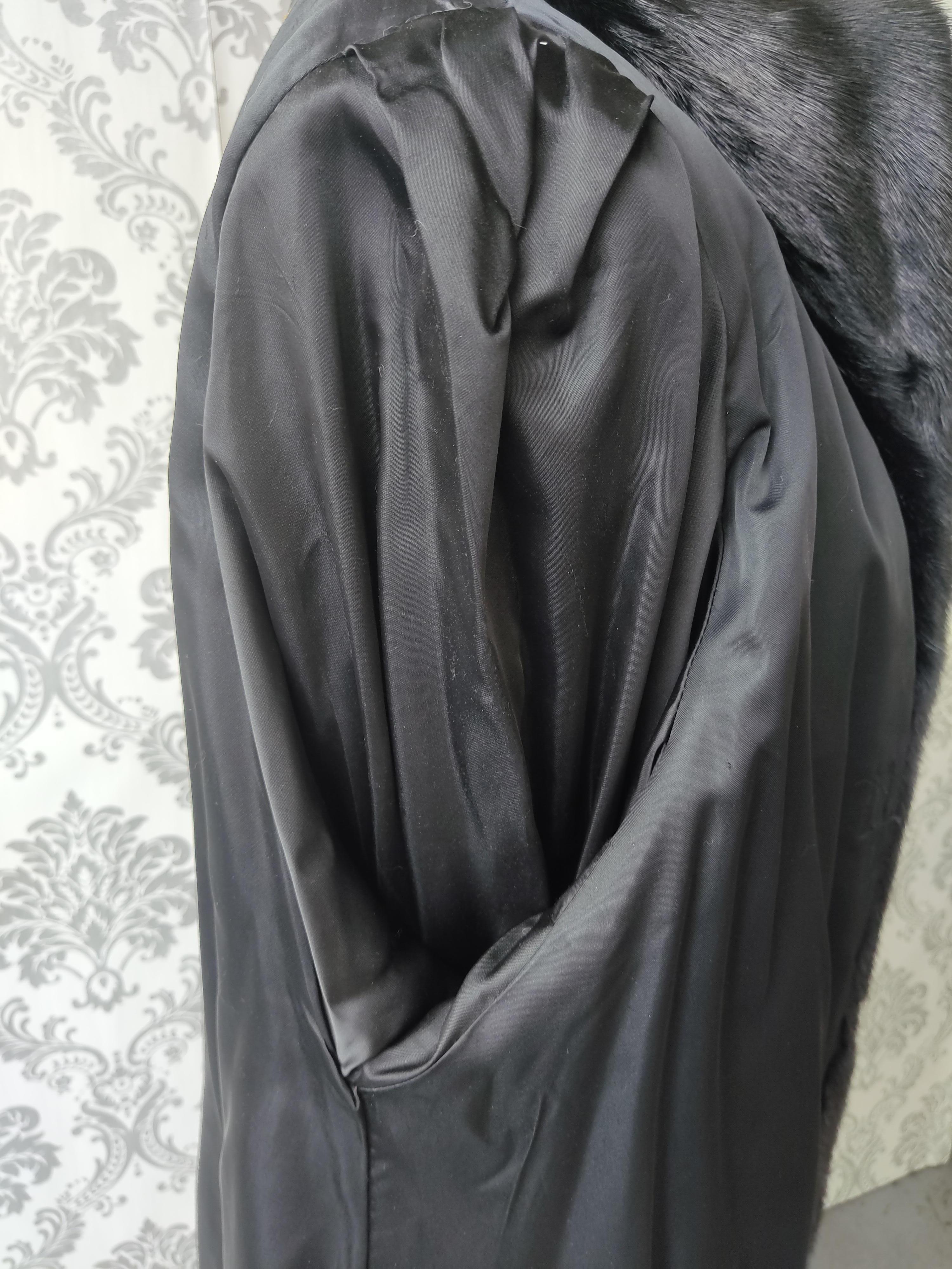 Women's Brand New Christian Dior Black Mink Fur Swing Coat (Size 12-M) For Sale