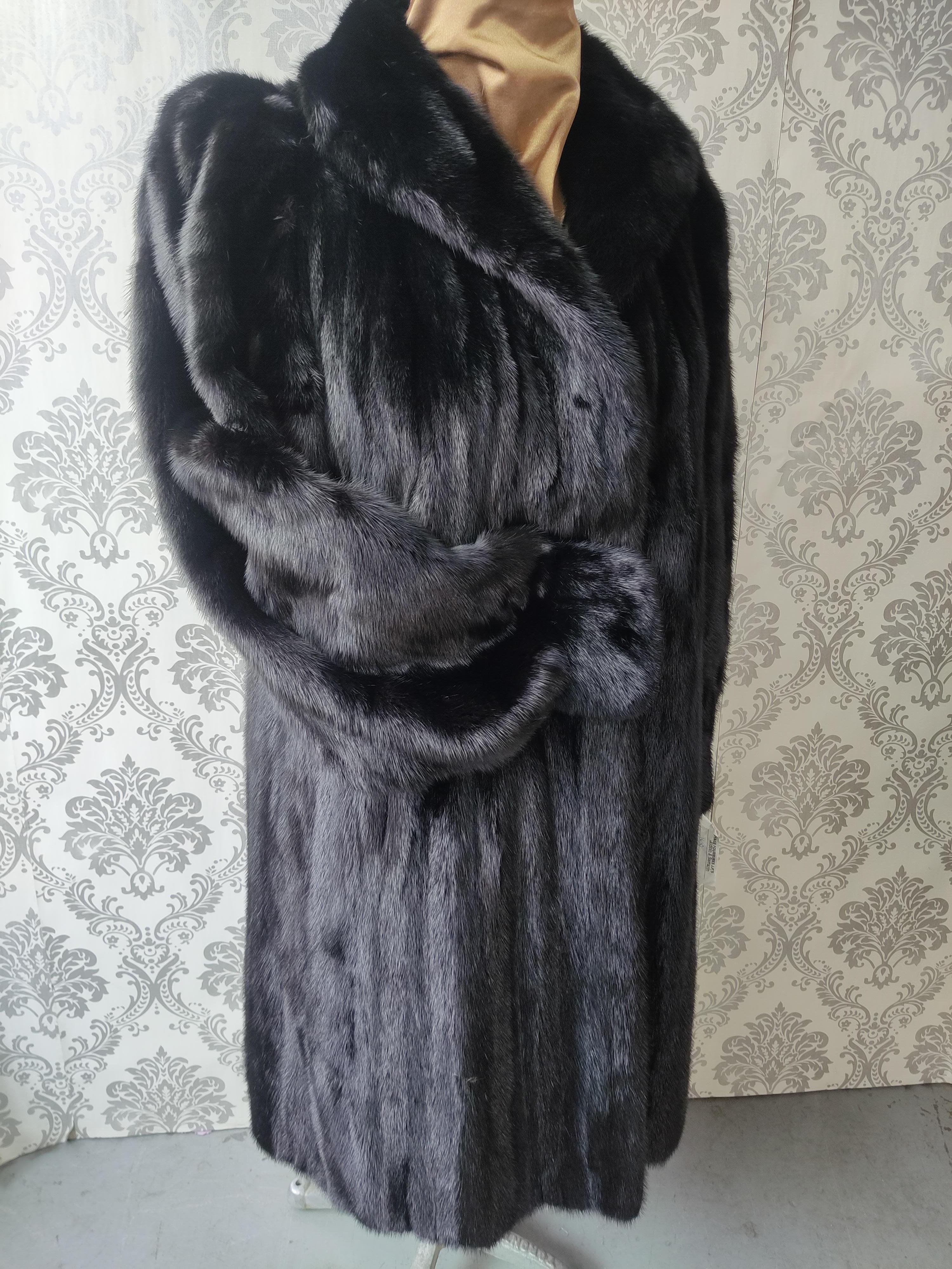 Brand New Christian Dior Black Mink Fur Swing Coat (Size 12-M) For Sale 4