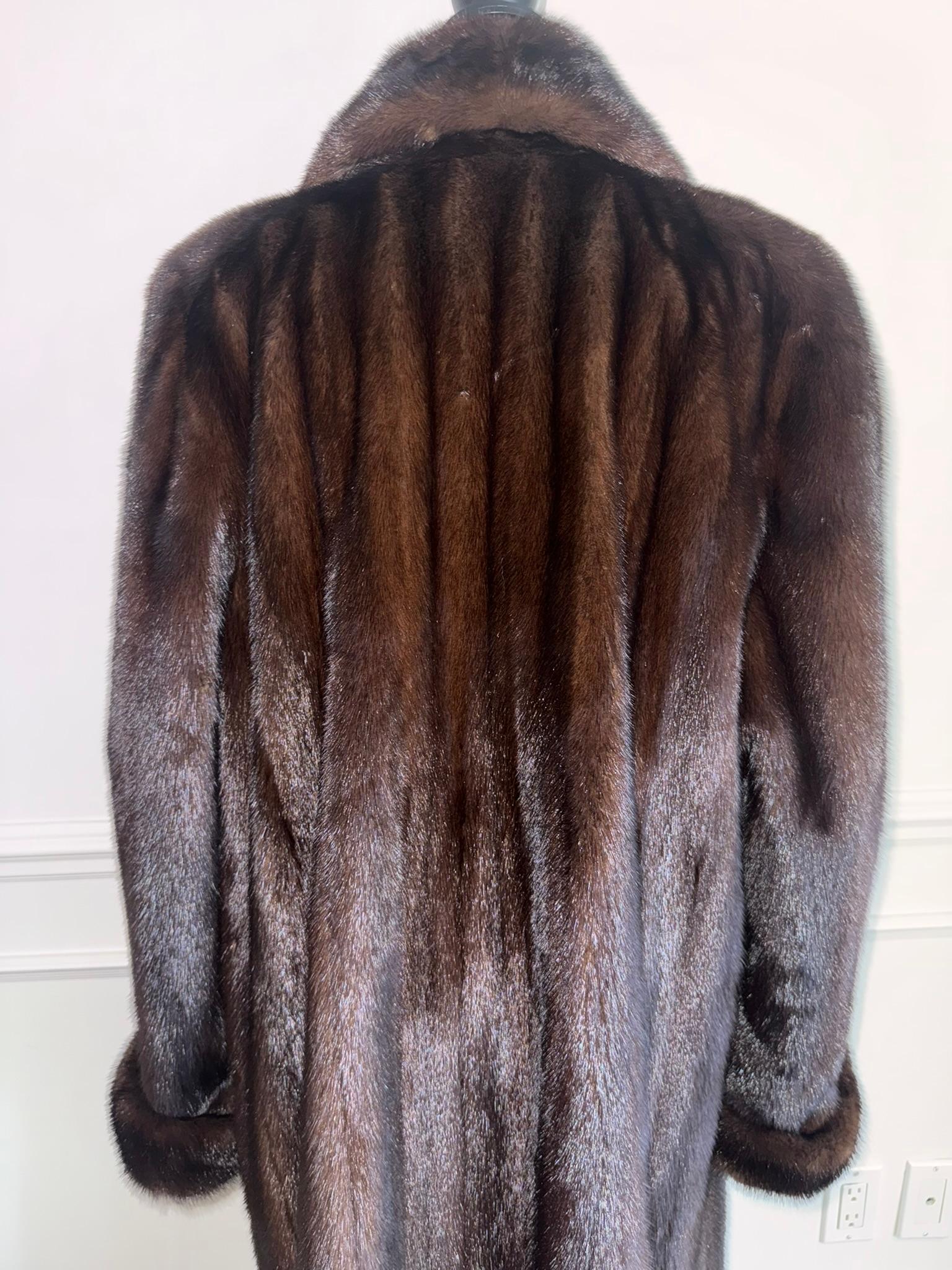 Nuevo abrigo de piel de visón Christian Dior talla 12 L en venta 6