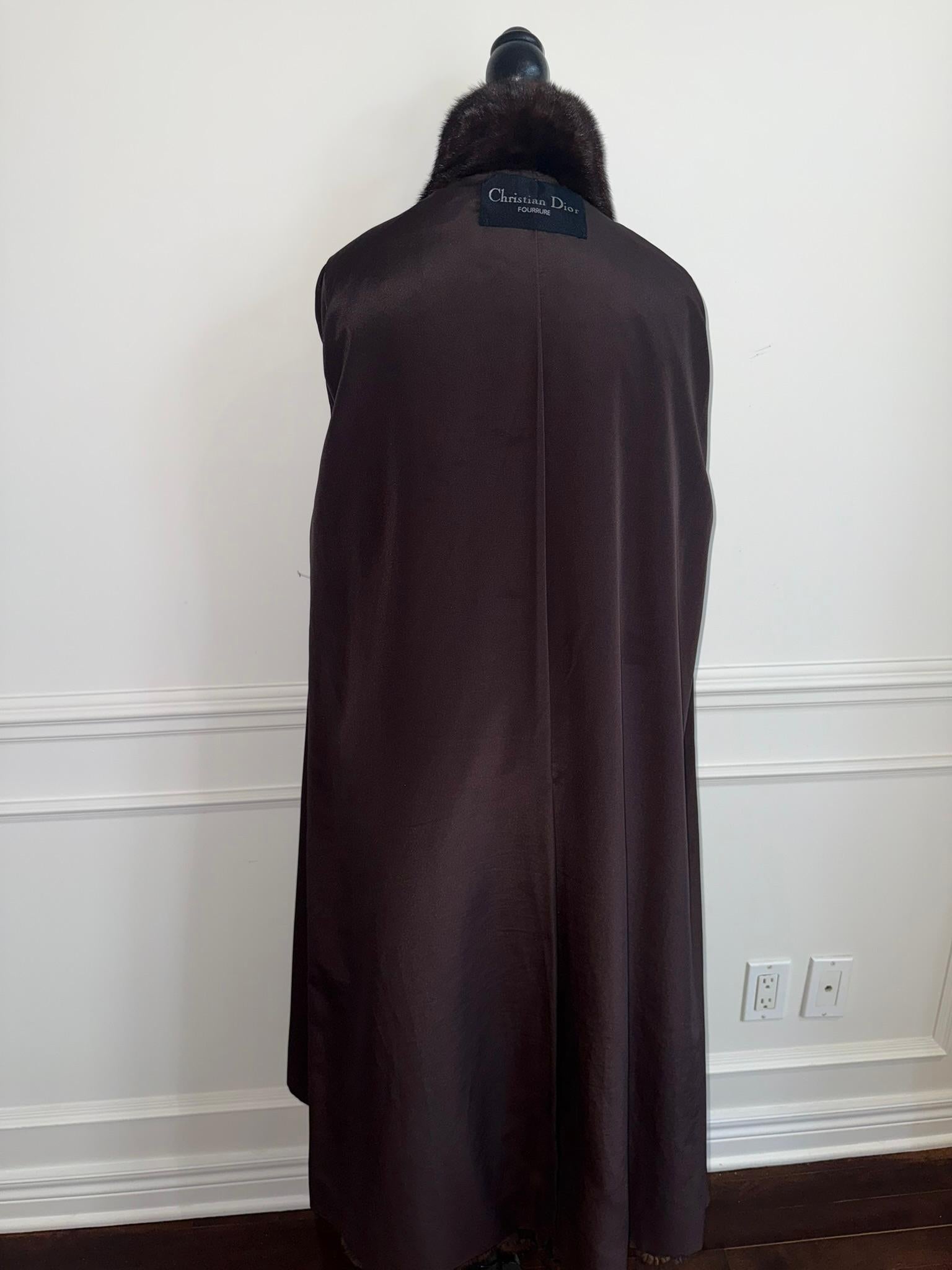 Nuevo abrigo de piel de visón Christian Dior talla 12 L en venta 7