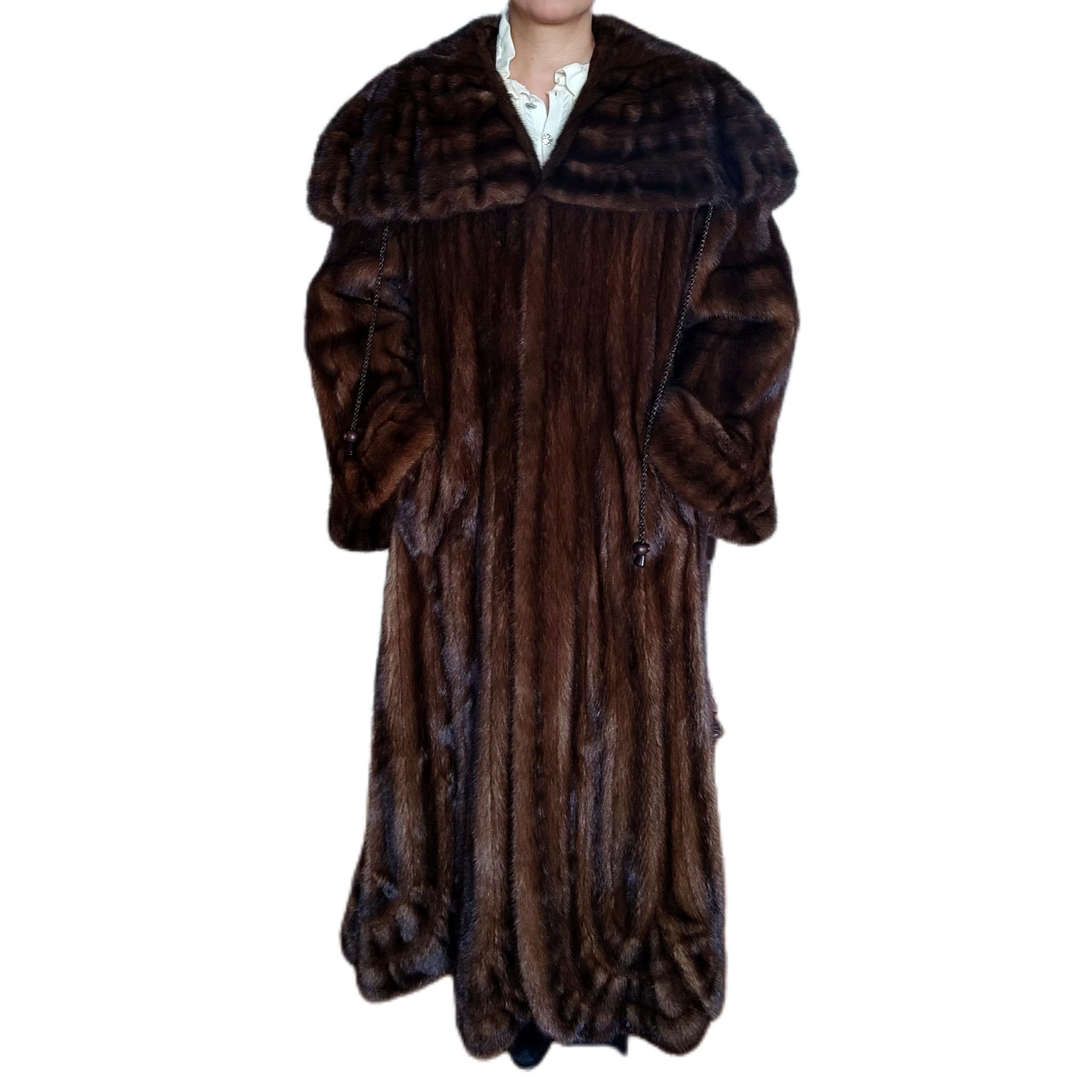 Brand New Christian Dior Demi Buff Mink Fur Swing Coat (Size 24 2XL)) For Sale 1