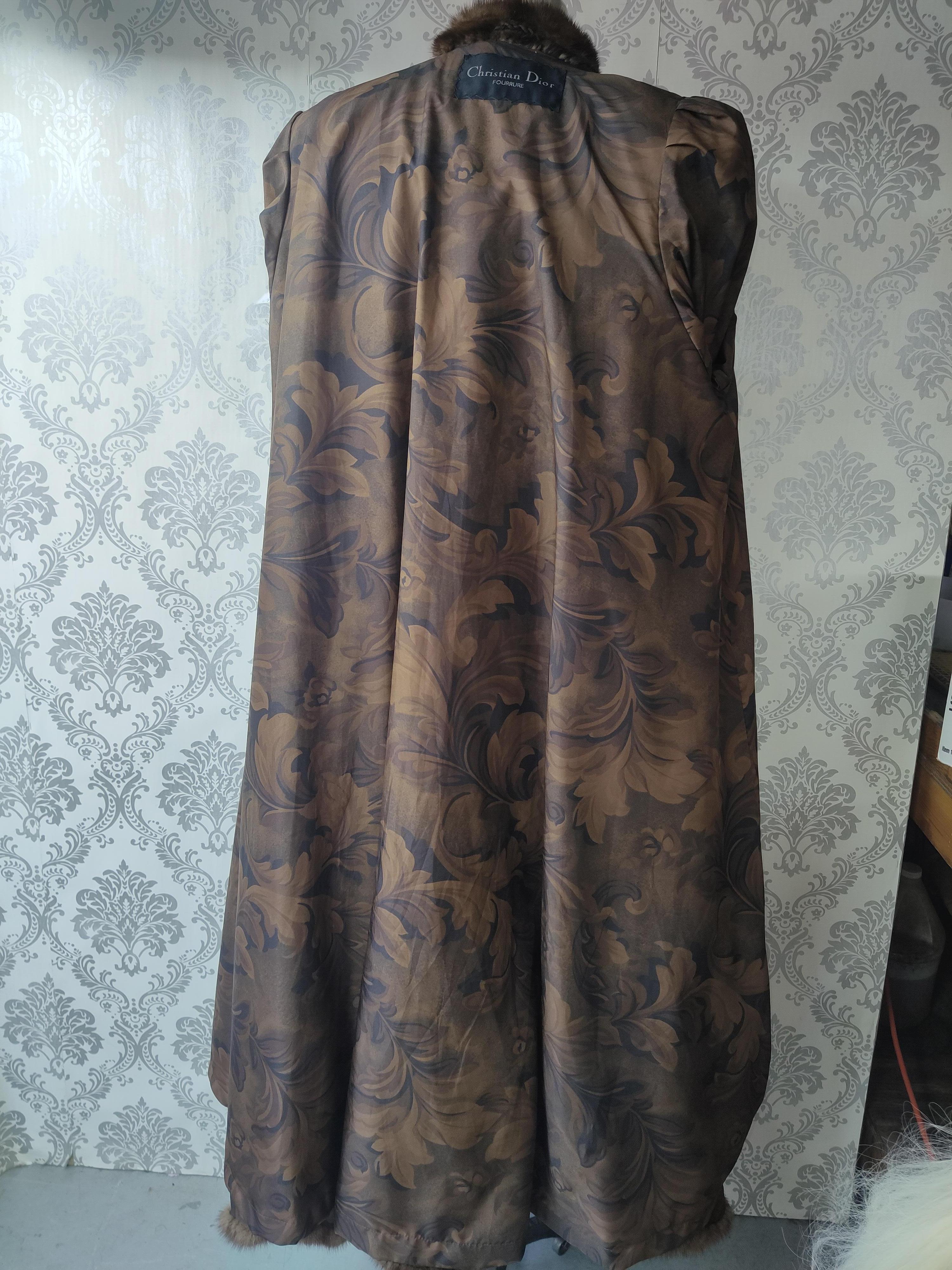 Brand New Christian Dior Demi Buff Mink Fur Swing Coat (Size 24 2XL)) For Sale 4