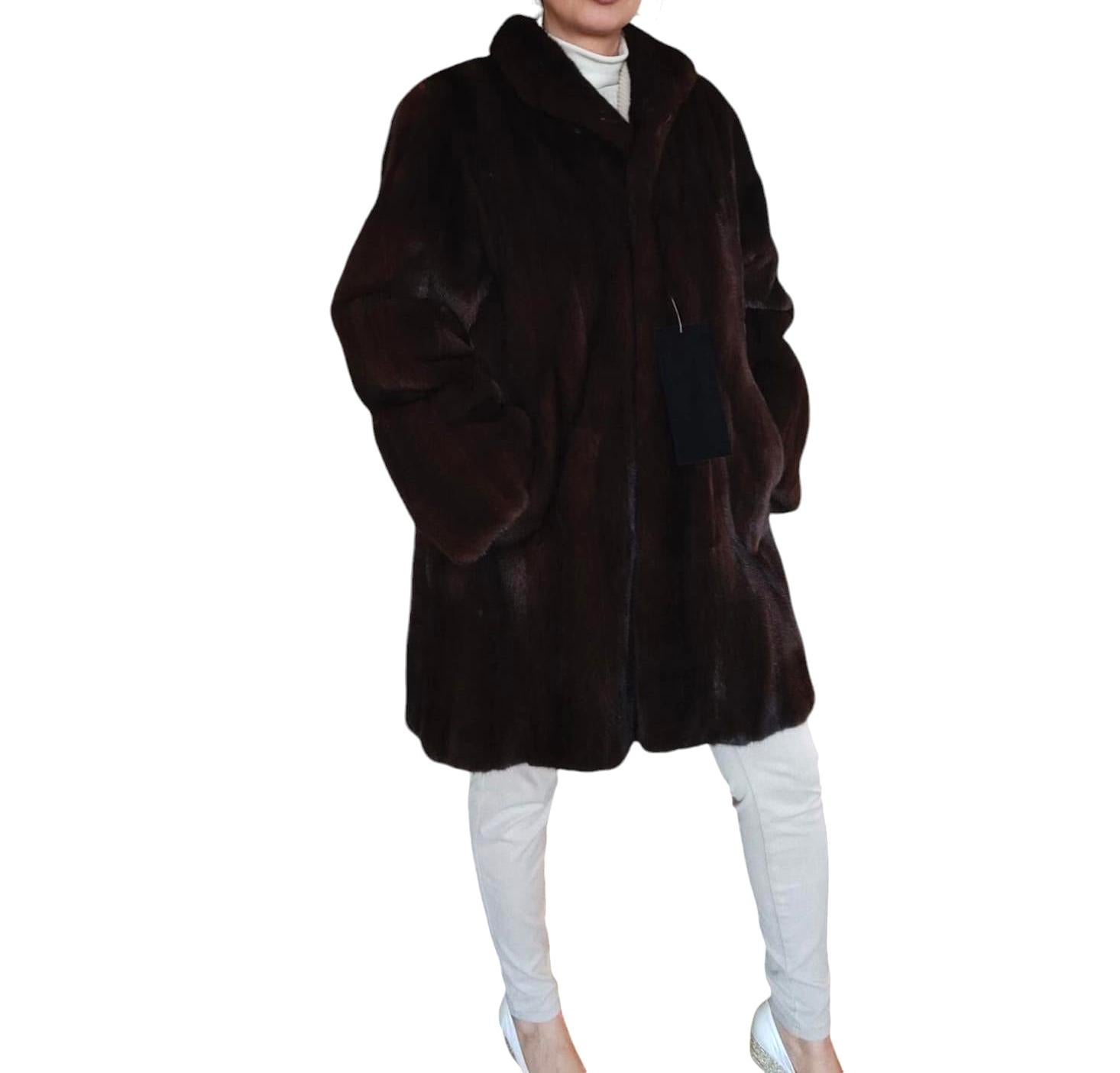 
PRODUCT DESCRIPTION:

Brand new demi buff female mink fur coat size S 8

Condition: Brand New

Closure: hook and eye

Color: Demi buff

Material: female Mink

Garment type: Coat

Sleeves: straight

Pockets: pockets

Collar: Short

Lining: Shirred