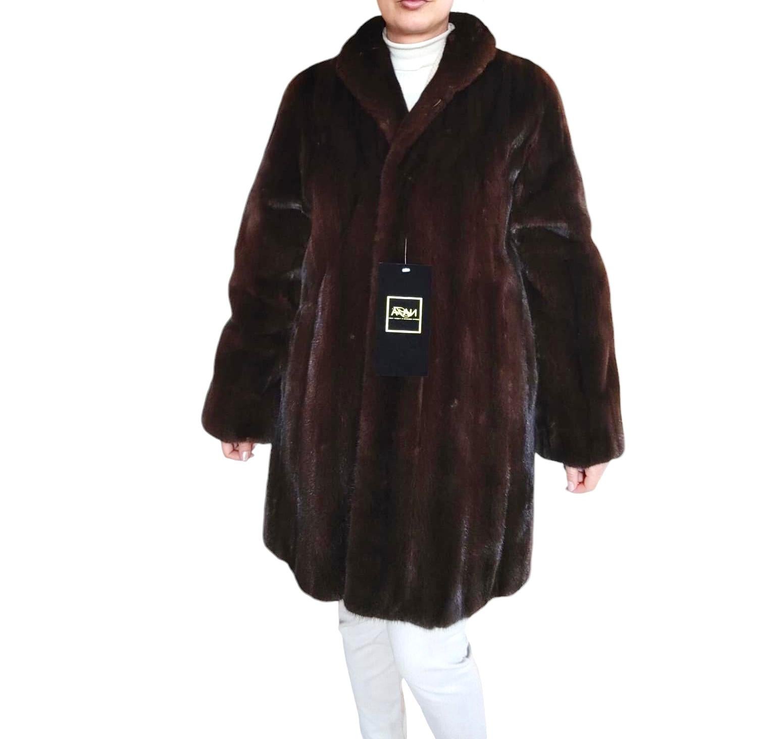 Black Brand new demi buff female mink fur coat size S 8 For Sale