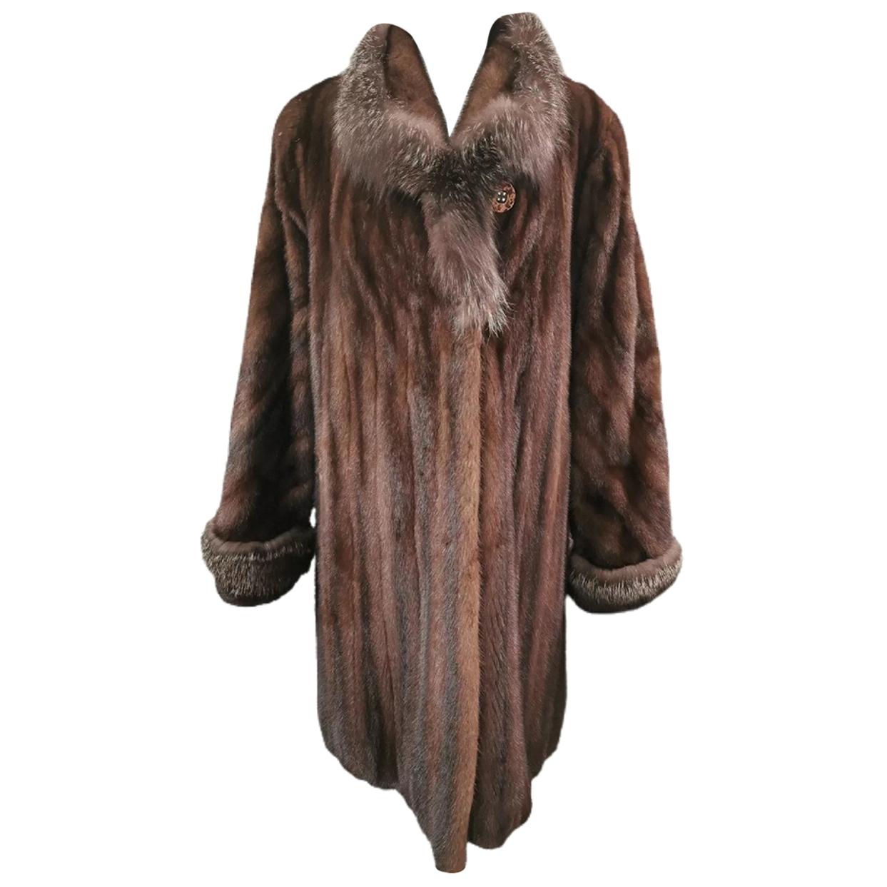 Brand New Demi Buff Mink Fur Swing Coat With Silver Fox Fur Trim (Size 14-L) For Sale