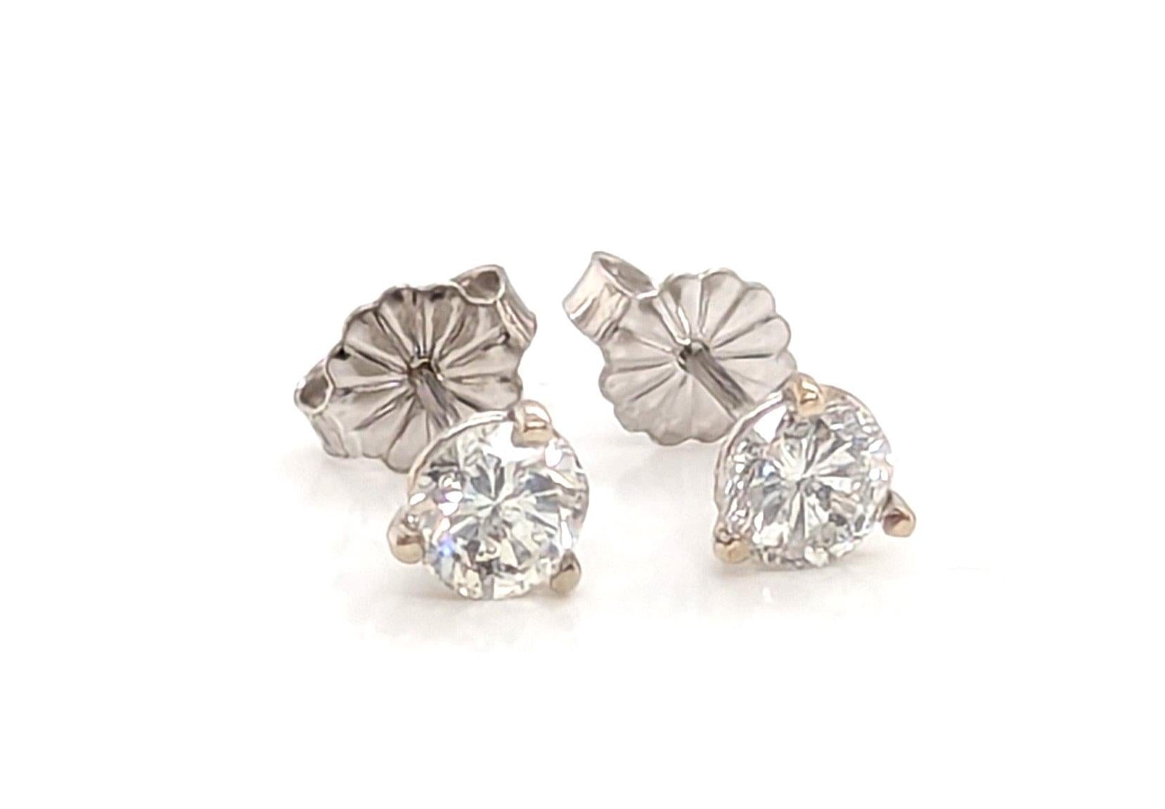 Nuovissimi orecchini con diamante Mined 1ct Round Brilliante Cut 14K Pushback in vendita 1