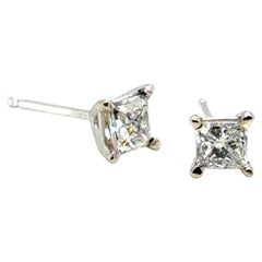 BRAND NEW Orecchini con diamanti lavorati .50ct Princess F-G SI in oro bianco 14K