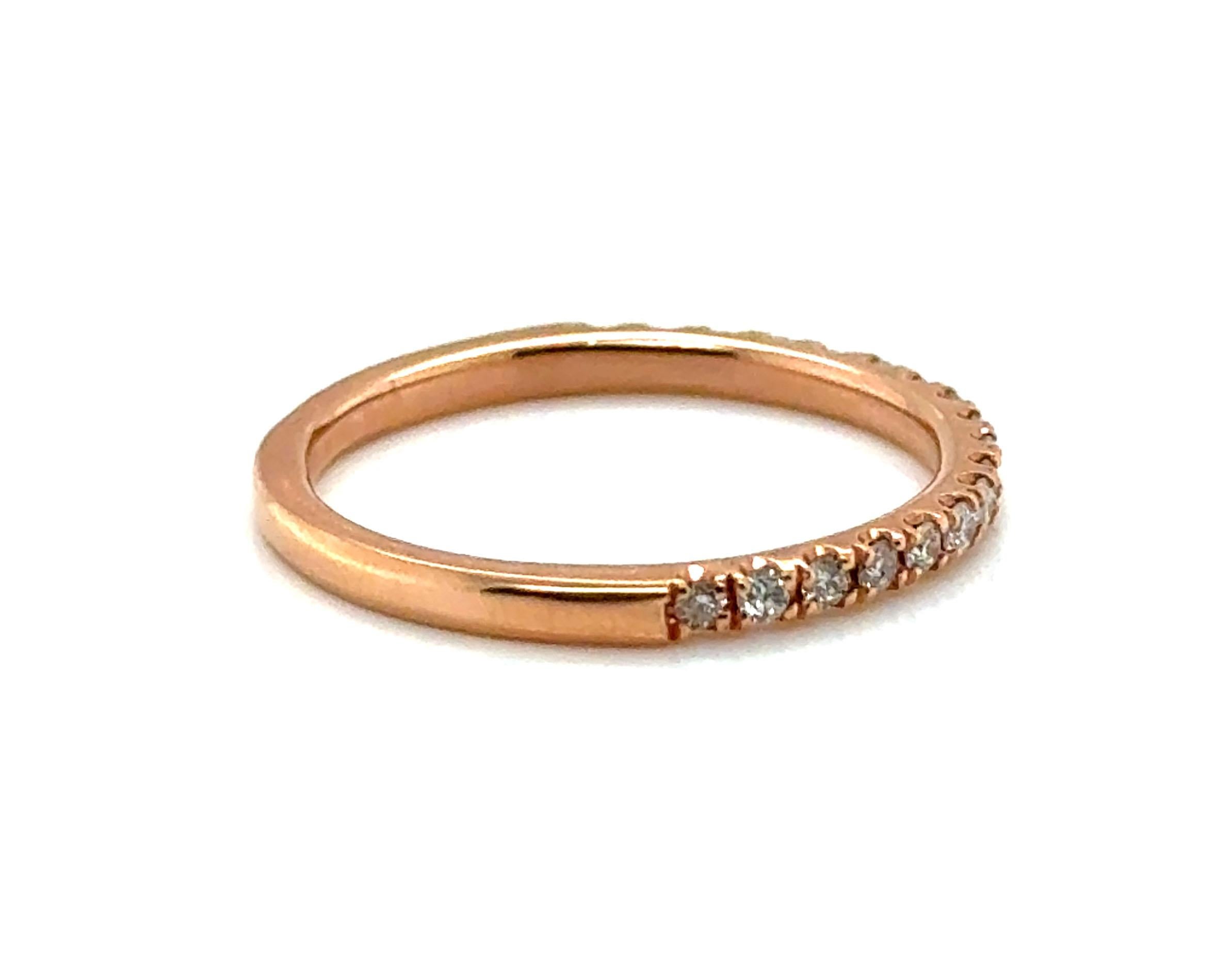 Brand New Diamond Wedding Ring Anniversary Band .25ct Mined 14K Rose Gold


Merkmale 18 echte D-F/VS-Diamanten im natürlichen Rundbrillantschliff

Fesselnde Diamanten 

Markenrechtlich geschützter DiaStar

Diese Diamanten sind von hervorragender