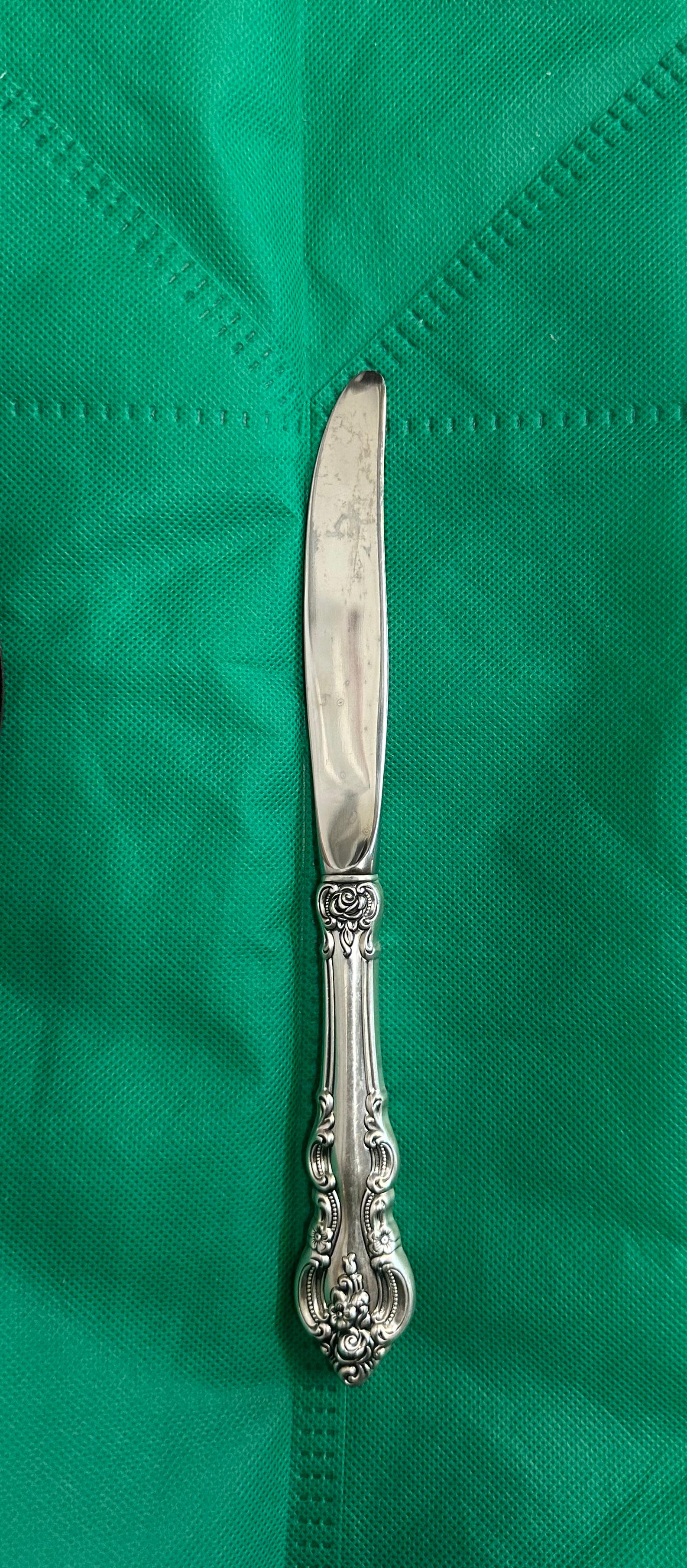 Nuovo di zecca El Grandee, servizio di posate in argento per dodici persone, di Towle In condizioni ottime in vendita a Bronx, NY