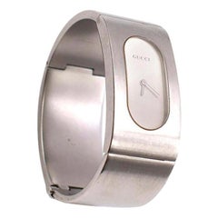Brandneue Gucci Silber Edelstahl 2400L Zifferblatt Armreif Armbanduhr, Armband