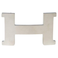 Neuf Hermes 2 GM boucle en métal argenté brossé
