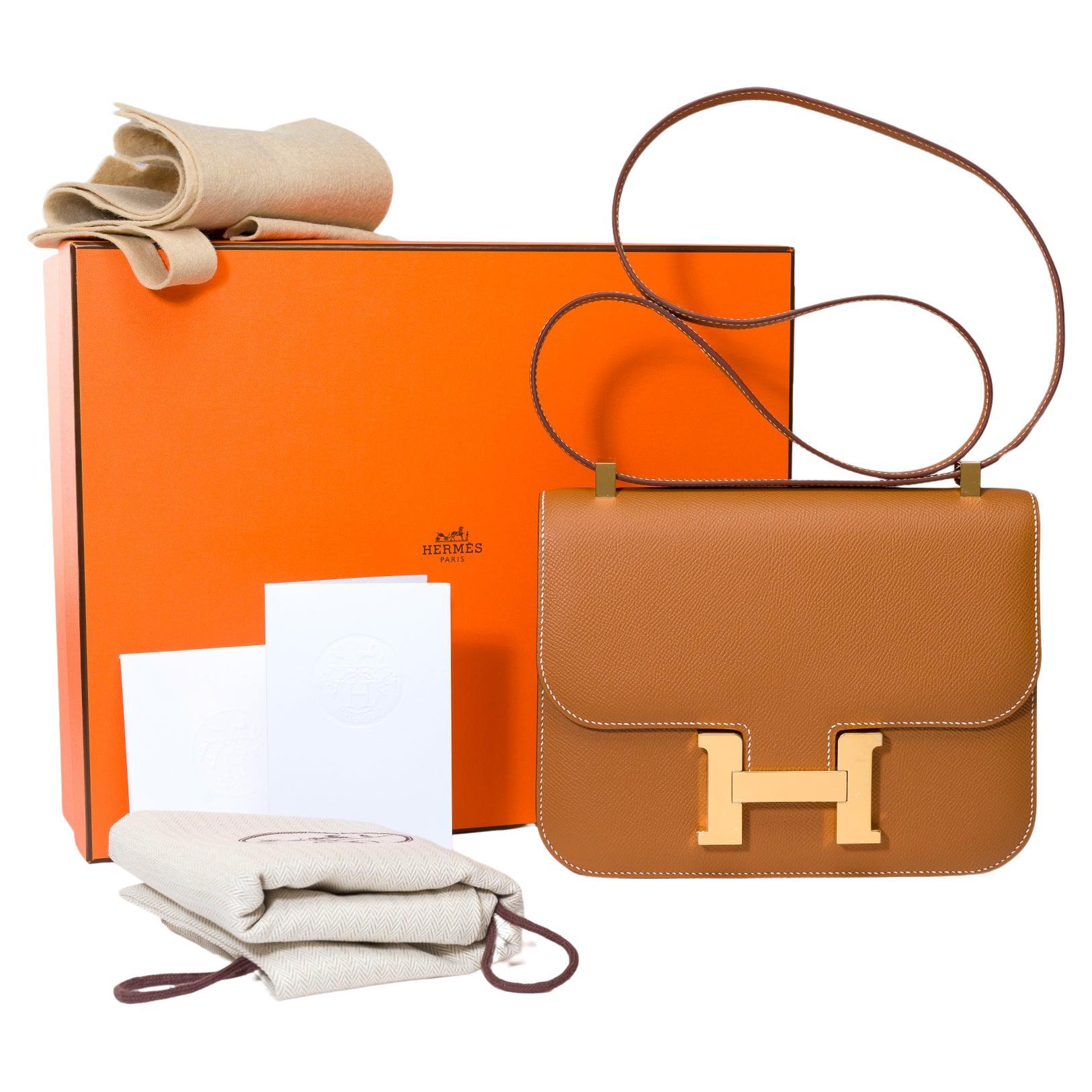 Brand New Hermès Constance 23 shoulder bag in Gold Epsom leather , GHW
