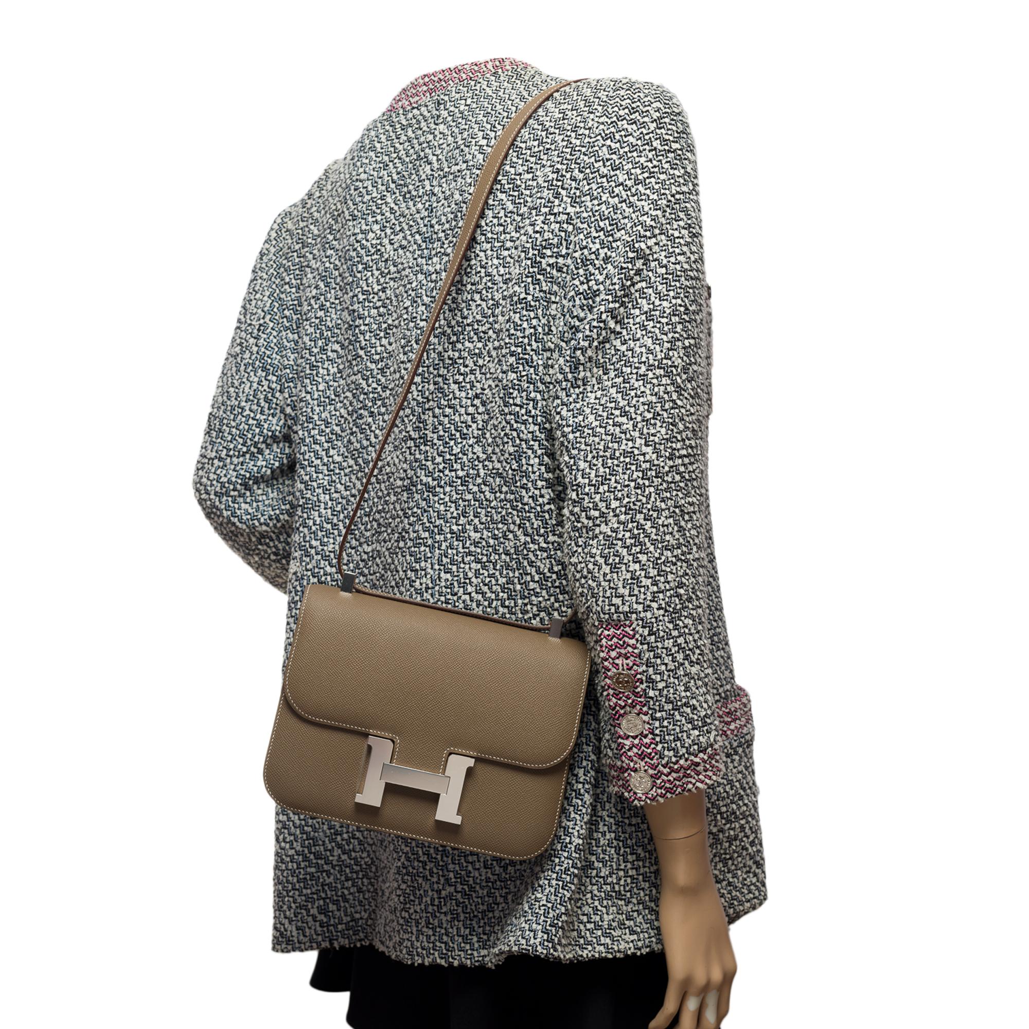 Brand New Hermès Constance 24 shoulder bag in etoupe Epsom leather, SHW 5