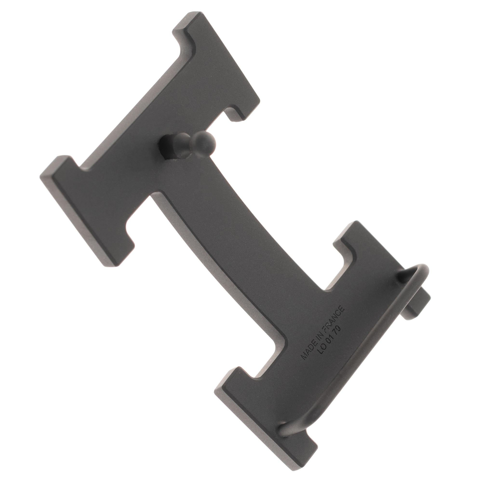 matte black hermes belt