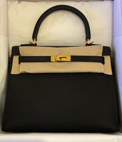 Brand New Hermes Kelly 25 Black Epsom GHW