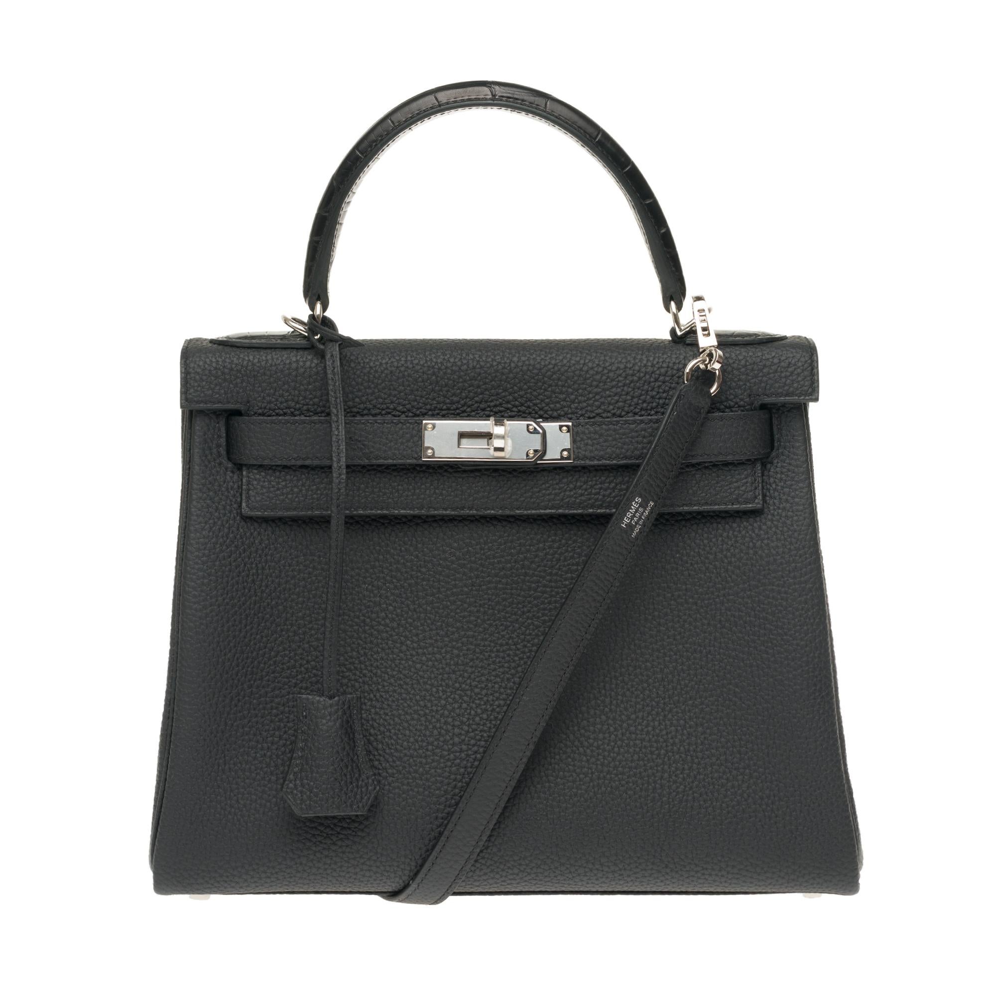 THE VERY RARE LIMITED EDITION KELLY 28 TOUCH/ BRAND NEW/ FULL SET

Splendid Hermes Kelly handbag turned 28 cm Touch in black Togo, palladium metal trim, embellished with a handle in matt black Mississipiensis alligator leather, removable shoulder