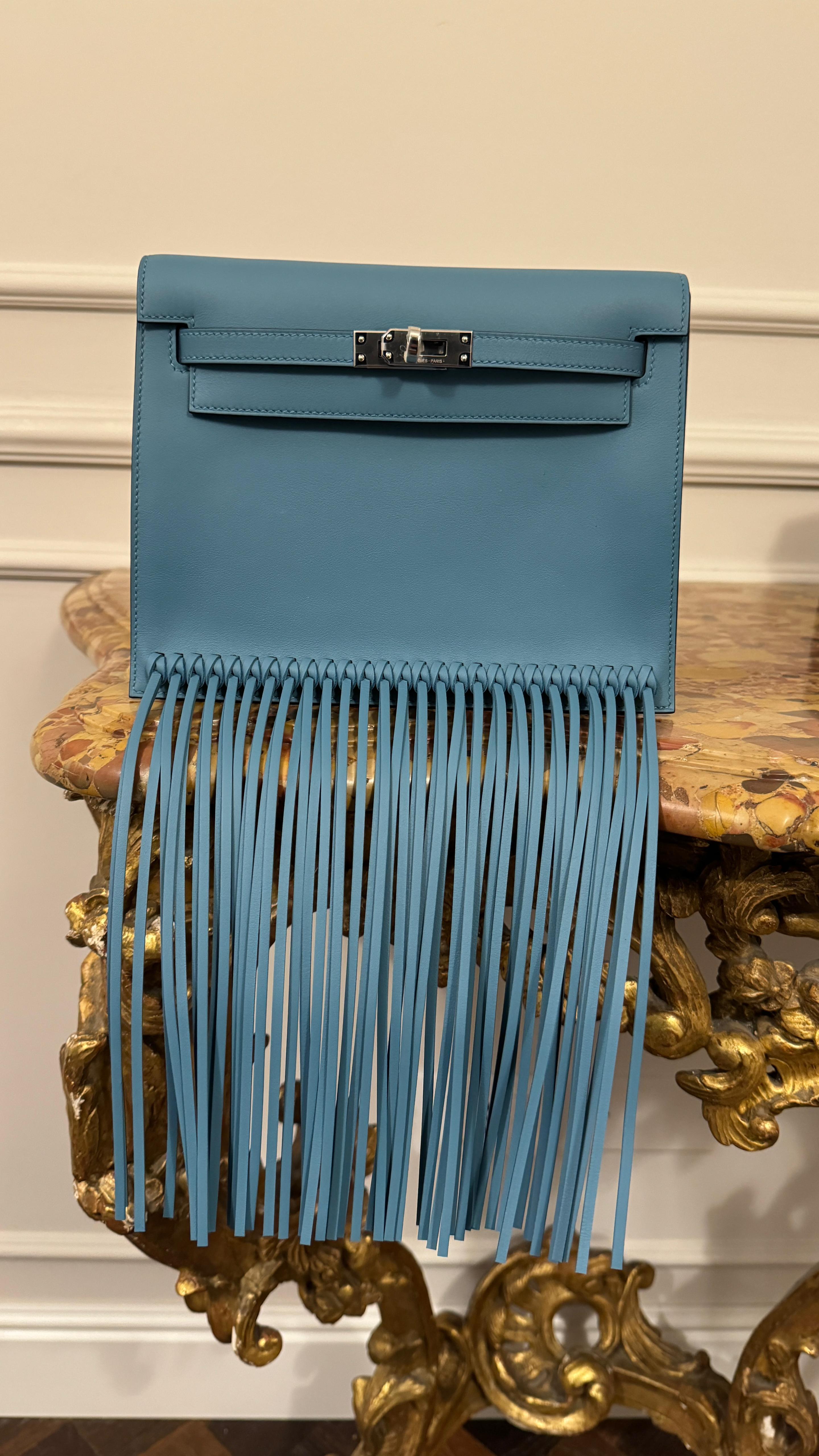 Hermes Kelly Danse Bag Fringe Anate Bleu Jeans Swift Palladium Hardware NEW Unisexe en vente