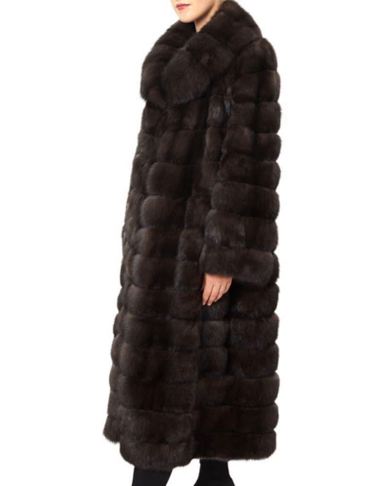 Brand new Horizontal Sable Coat size L In New Condition For Sale In Montreal, Quebec