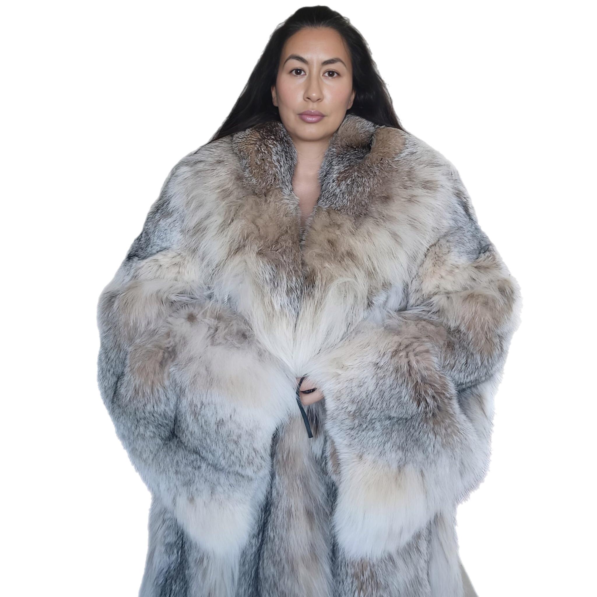 Brand new lightweight Canadian lynx fur coat with detachable hood size 24 XXL For Sale 10