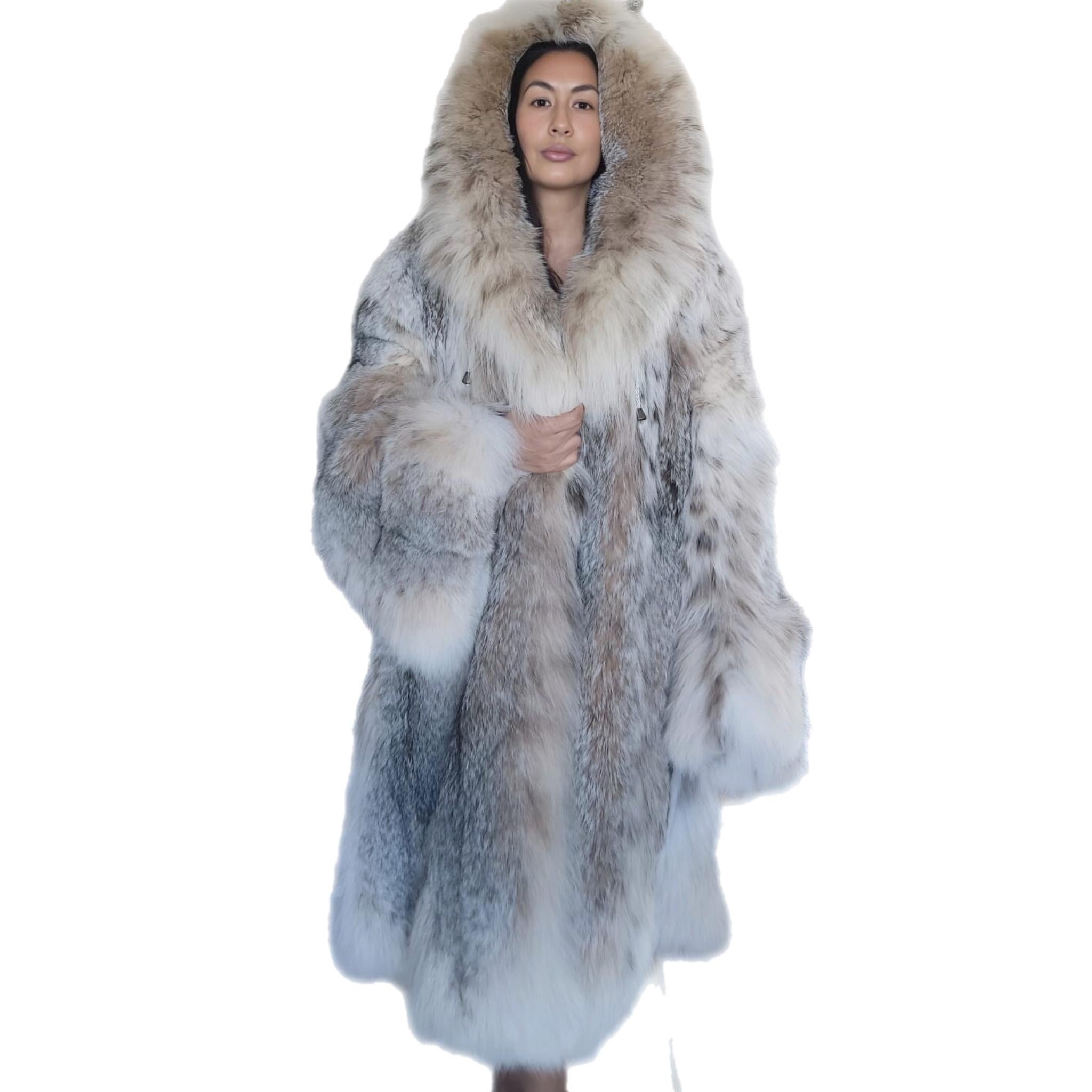 Brand new lightweight Canadian lynx fur coat with detachable hood size 24 XXL For Sale 1