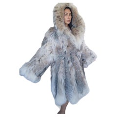 Brand new lightweight Canadian lynx fur coat with detachable hood size 24 XXL