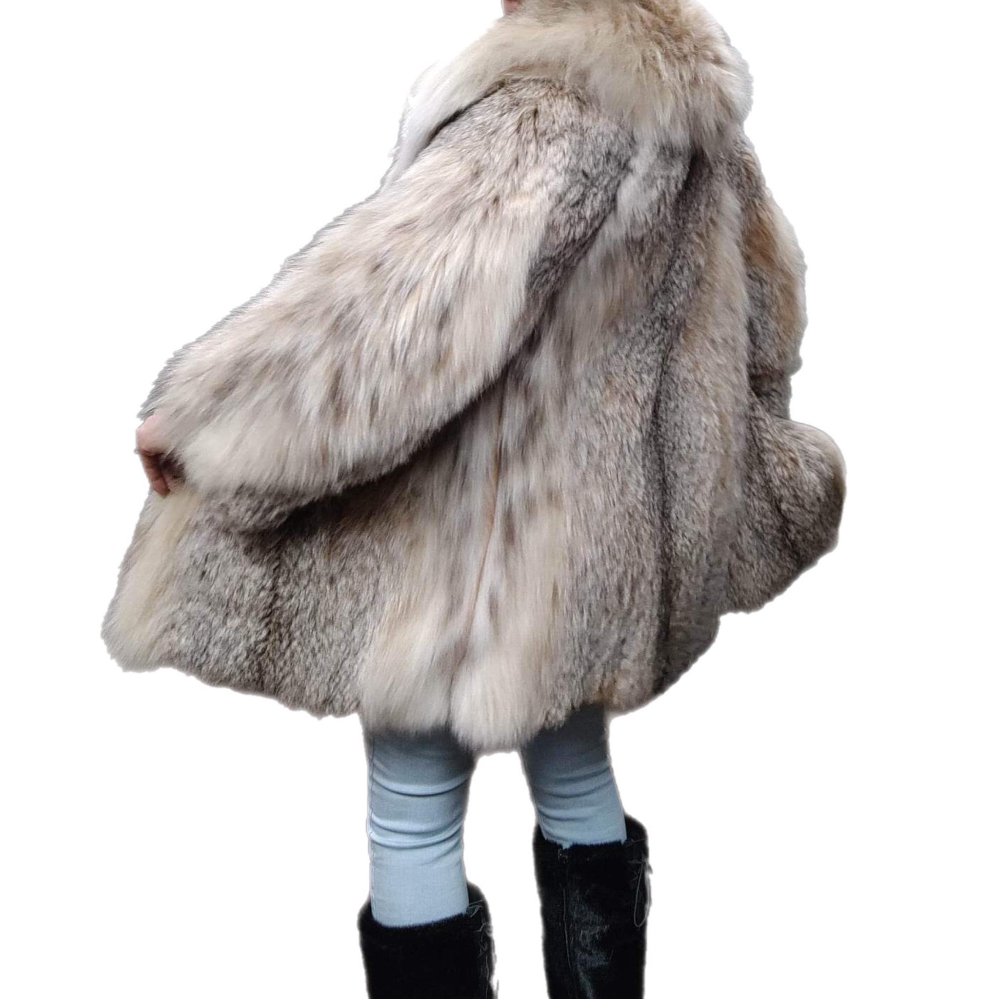 Brand new lightweight lynx fur coat size 10 For Sale 7