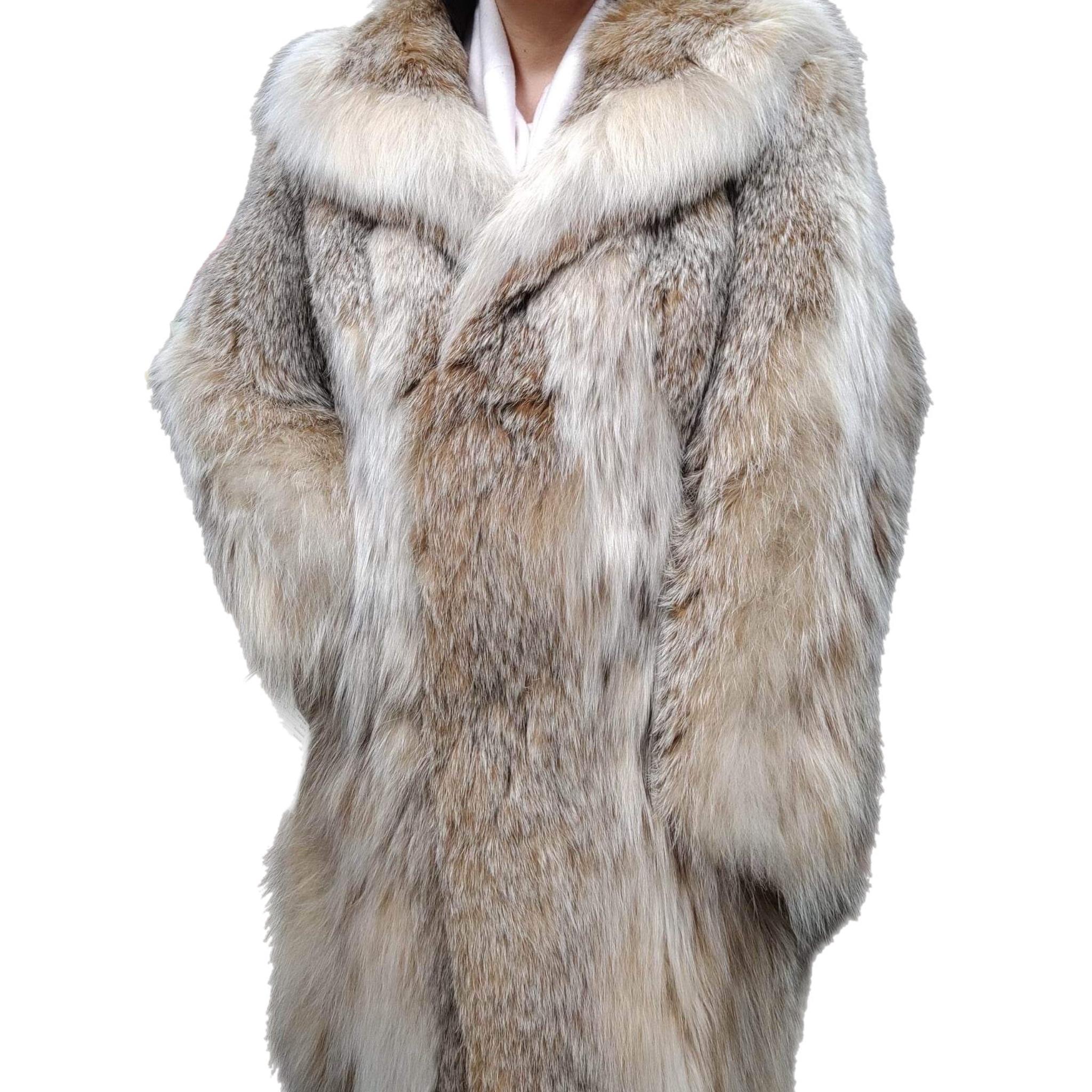 Brand new lightweight lynx fur coat size 10 For Sale 2