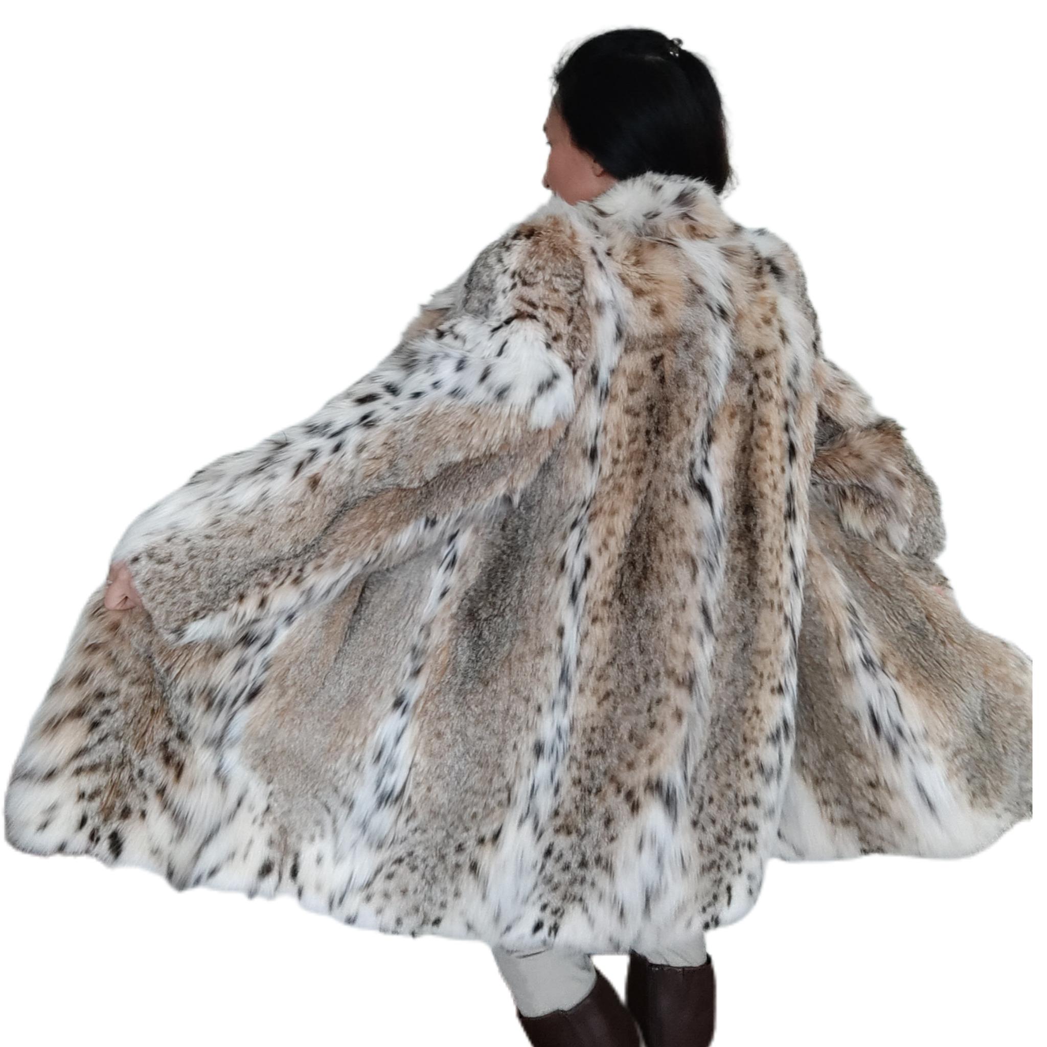 Gris Manteau léger en fourrure de lynx, neuf, taille 14 L en vente