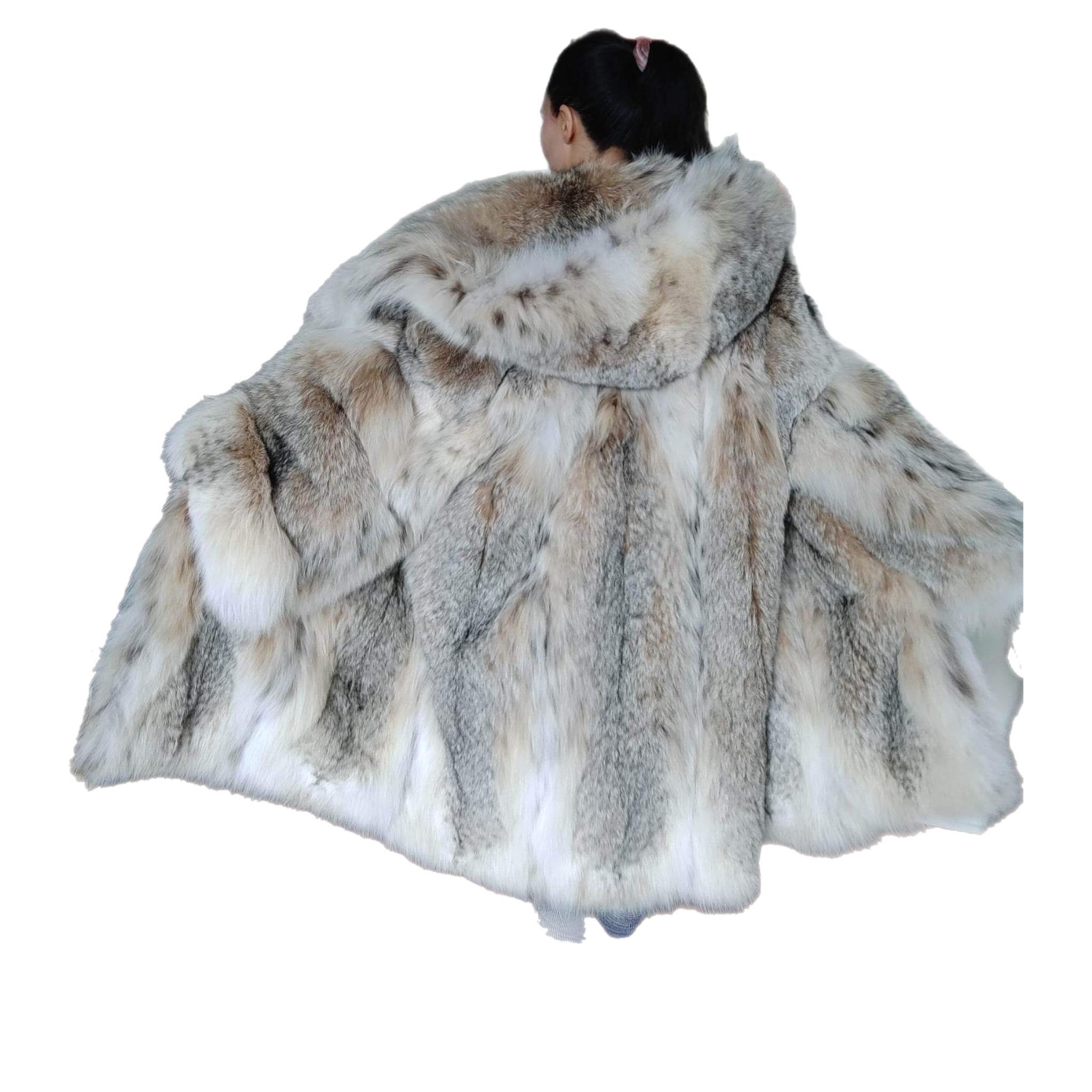 Brand new lightweight Canadian lynx fur coat with detachable hood size 24 XXL For Sale 4