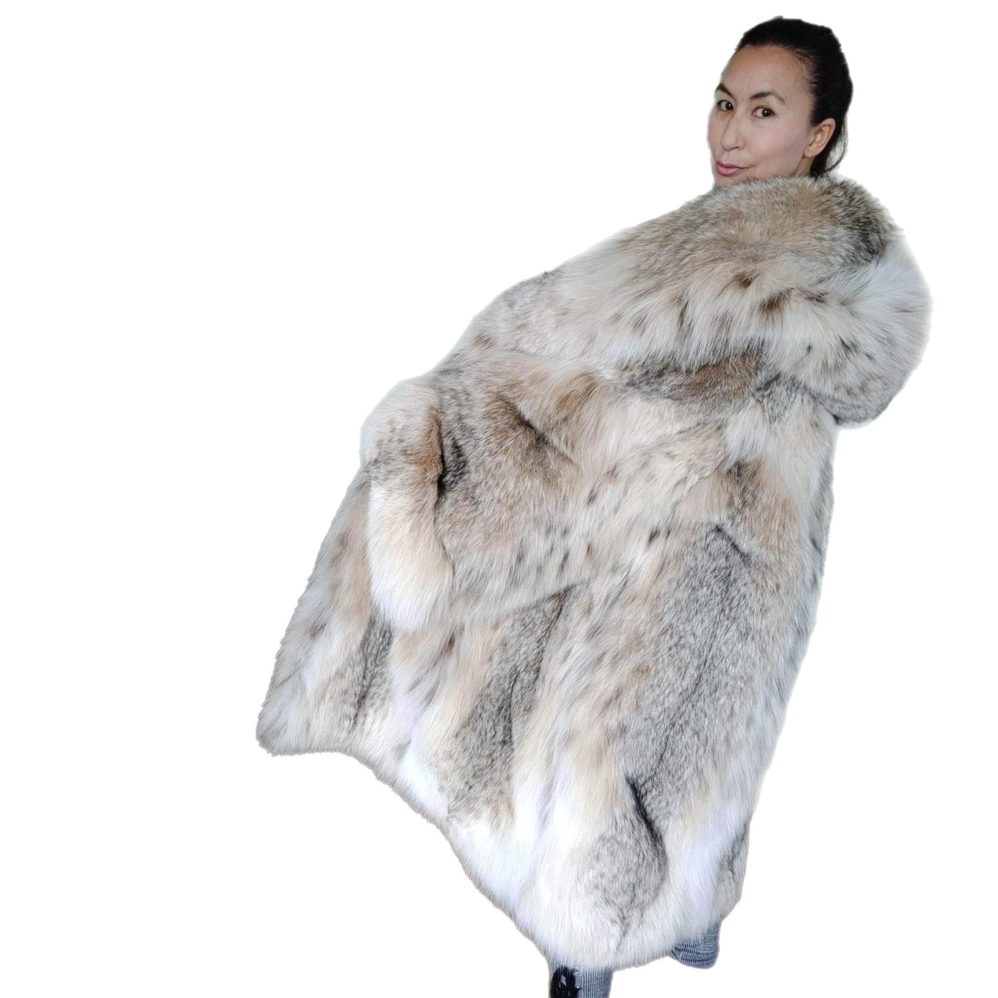 Brand new lightweight Canadian lynx fur coat with detachable hood size 24 XXL For Sale 5
