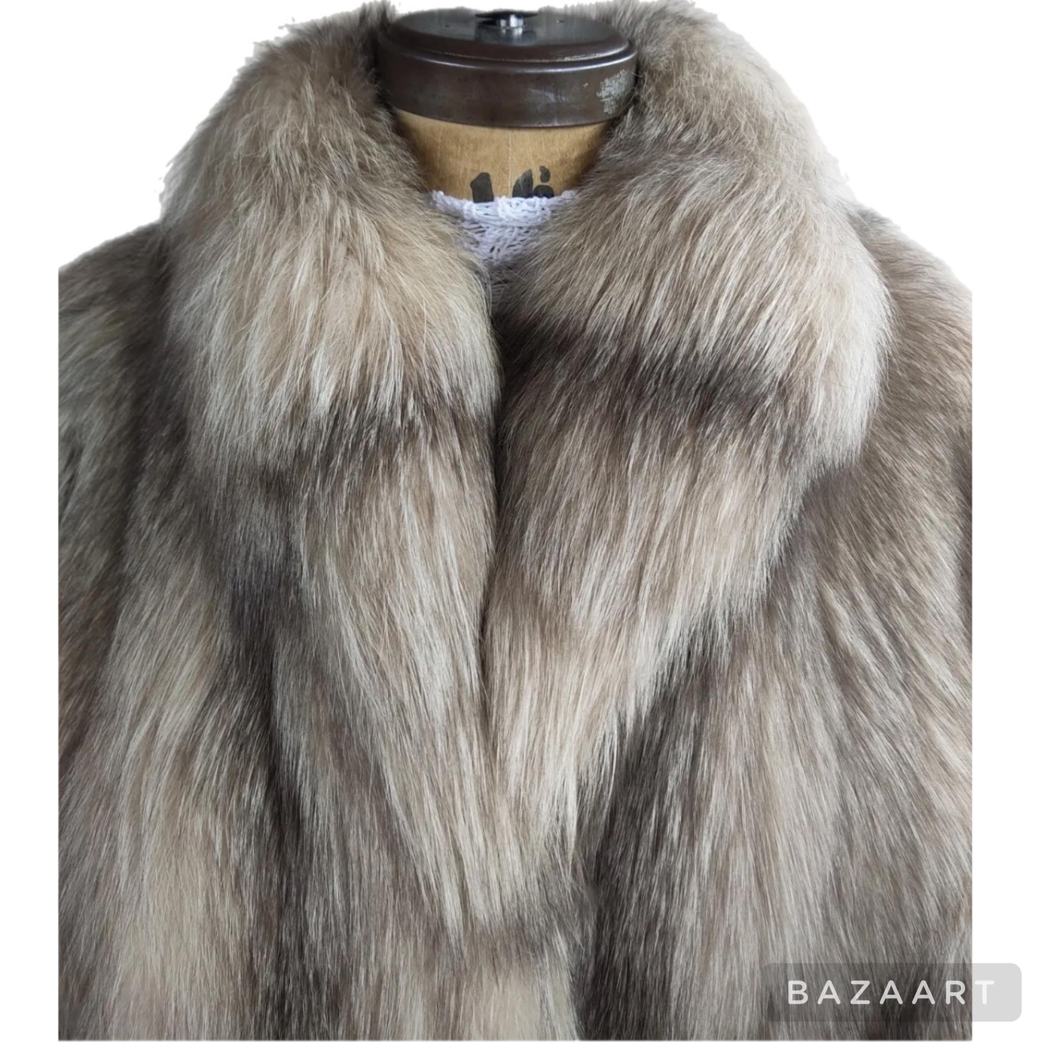 Brand new lightweight saga crystal fox fur coat size 12 L 5