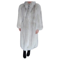 Brand new lightweight saga fox fur coat size 10
