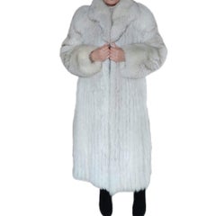Brand new lightweight saga fox fur coat size 8