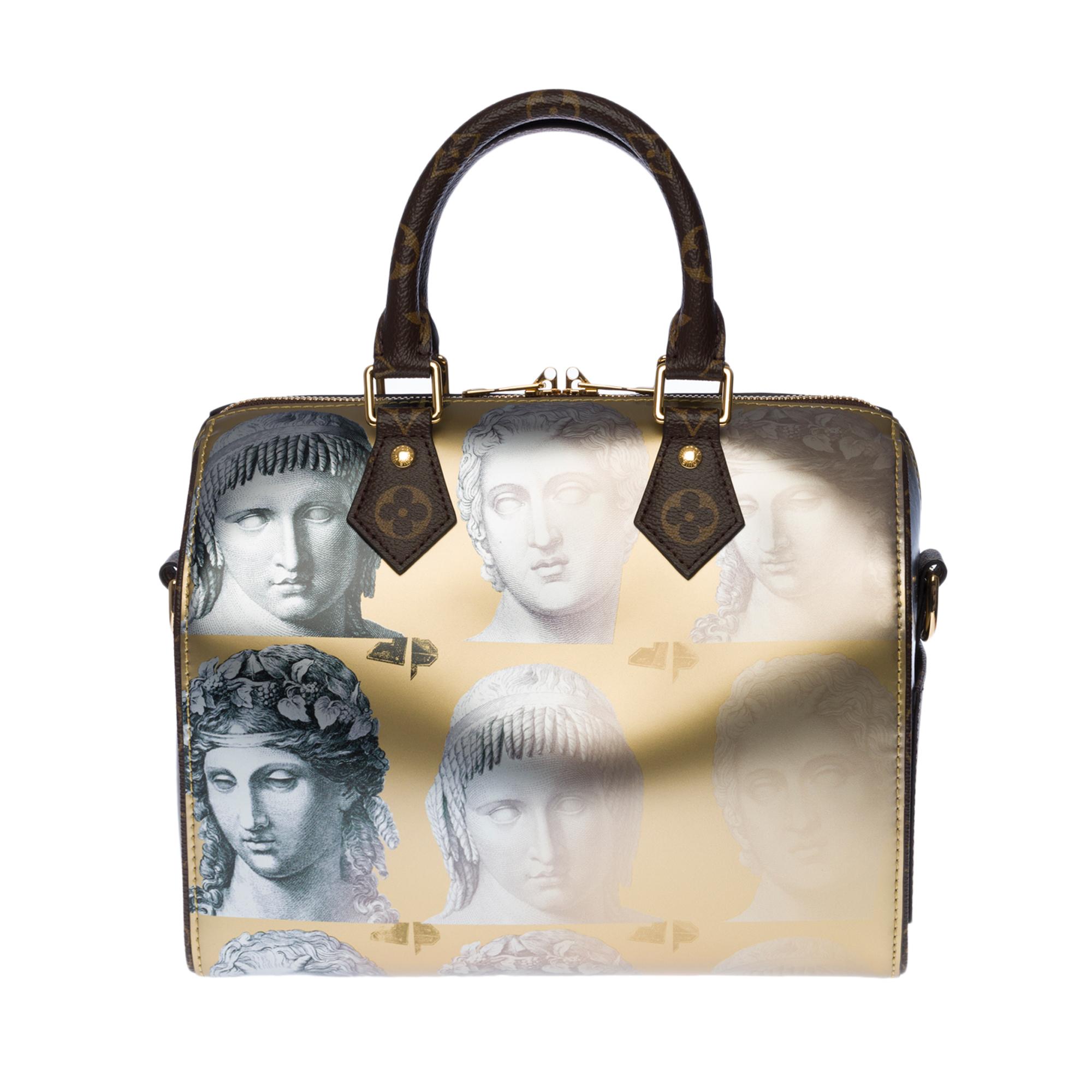
LIMITED EDITION -ULTRA EXCLUSIVE - Fashion Week 2021

This Speedy Bandoulière 25 handbag is made from golden metallic leather adorned with prints of statue heads created by the famed Italian artist Piero Fornasetti. The trim in Monogram canvas and