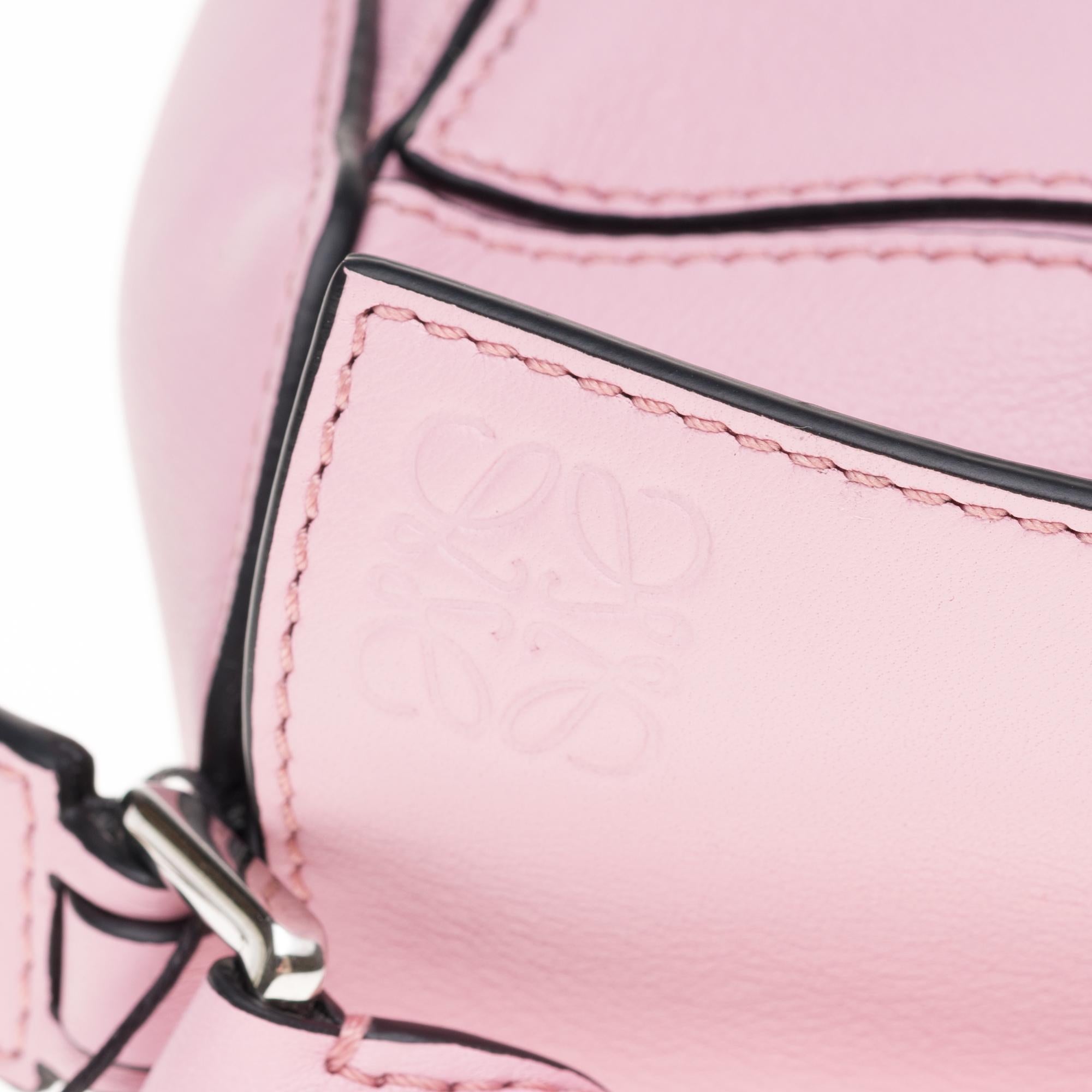 Brand New - LOEWE Mini Puzzle handbag with strap in pink calfskin 7