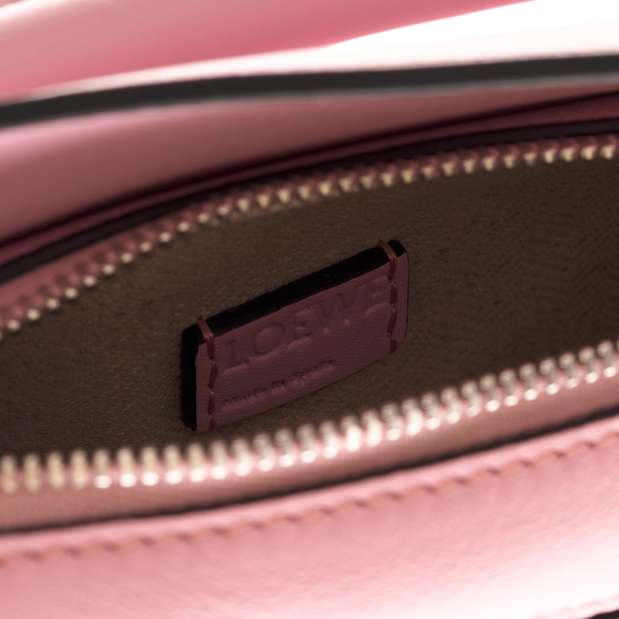 Women's Brand New - LOEWE Mini Puzzle handbag with strap in pink calfskin