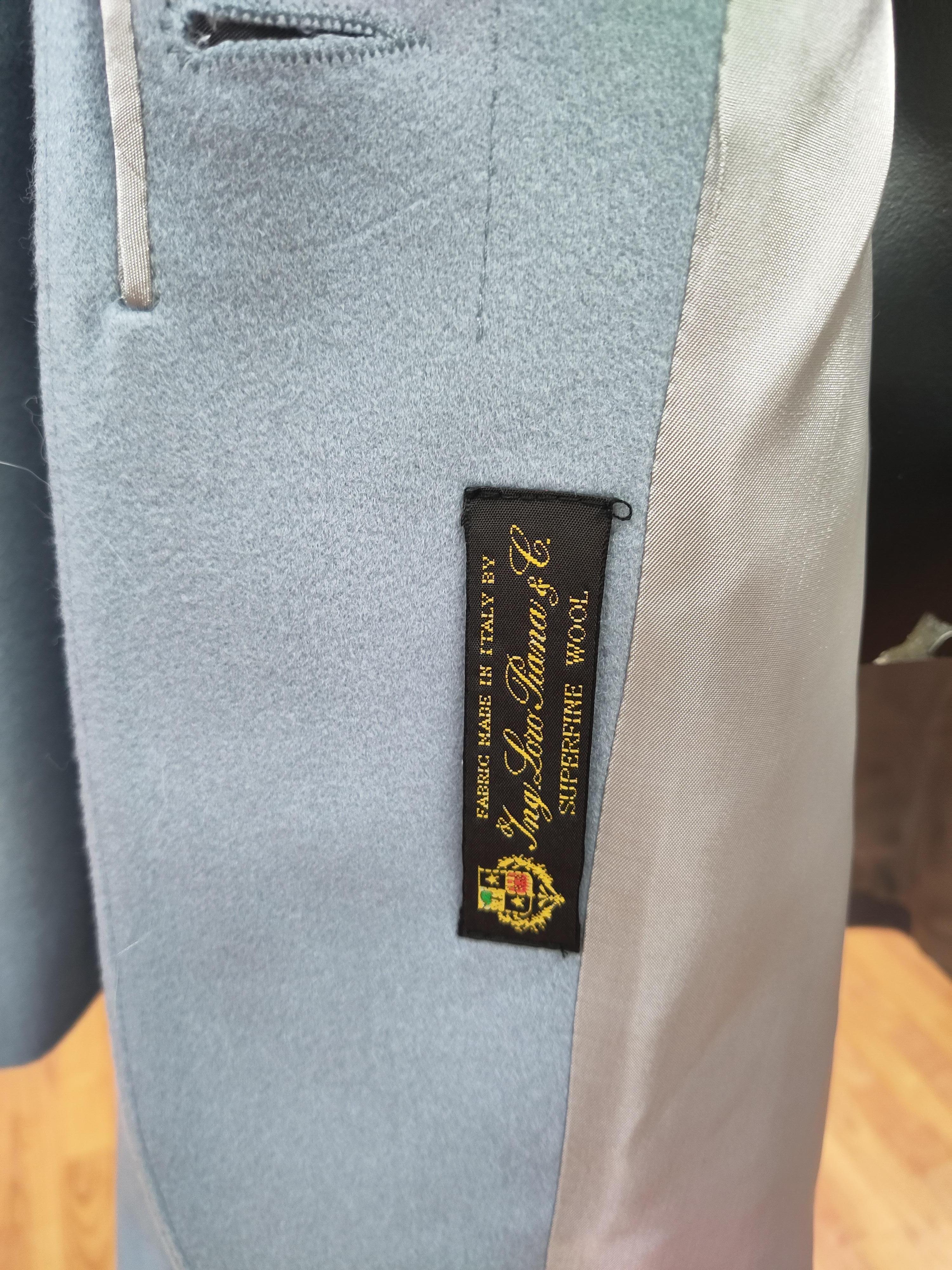 Brandneue Loro Piana babyblaue Wolle mit Fuchspelzbesatz aus Wolle im Angebot 5