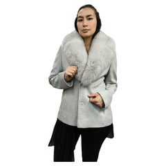 Neuf Loro Piana Manteau gris col en fourrure de renard