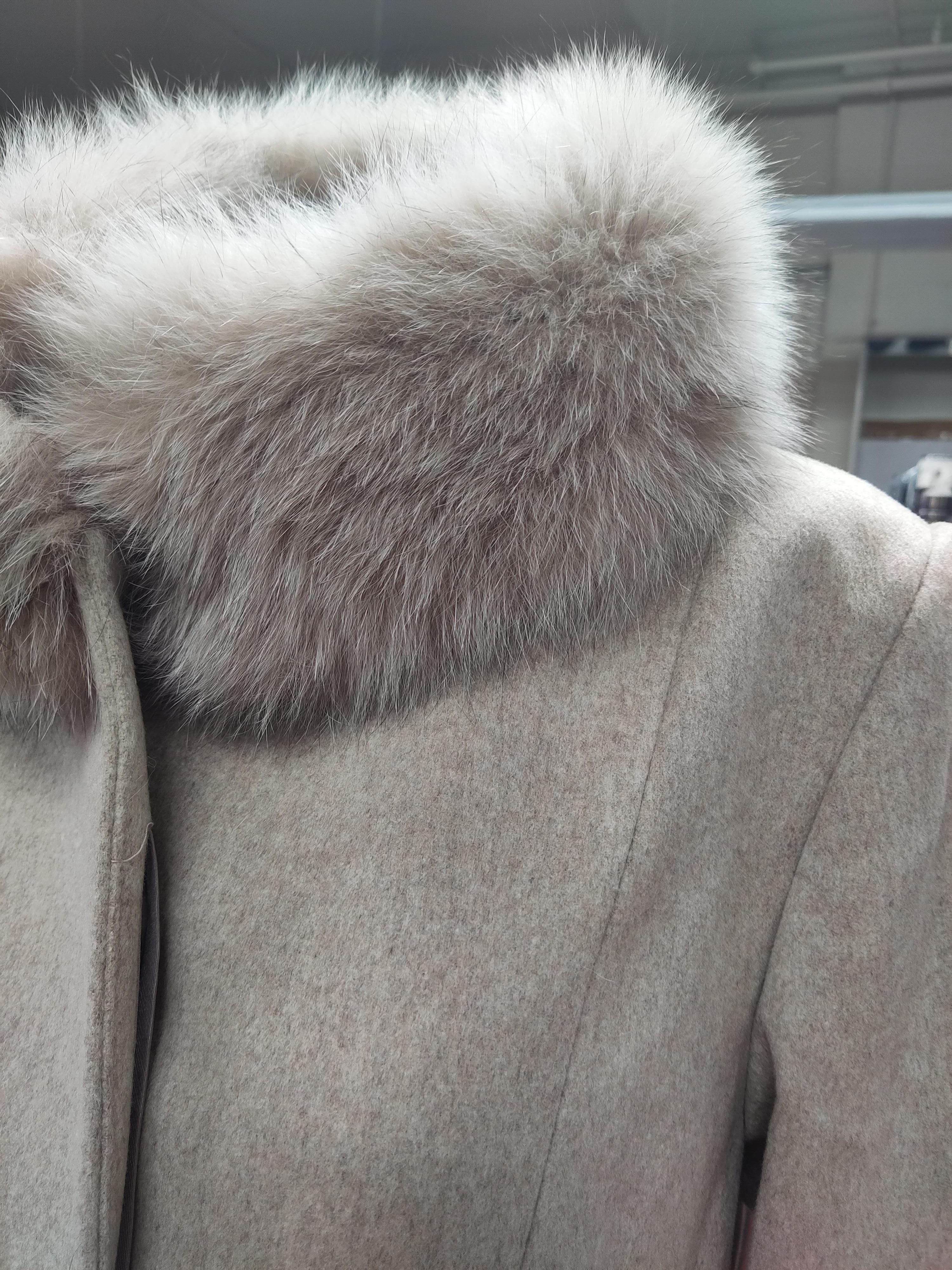 Brand new Loro Piana gray mix wool with fox fur trim 6-8-10-12 For Sale 1