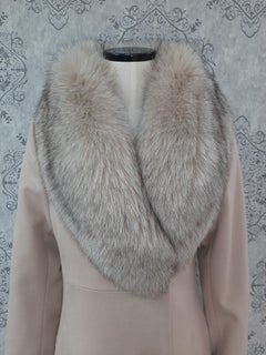 Brand new Loro Piano with fox fur trim size 8