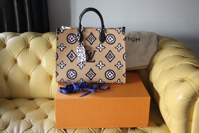 Louis Vuitton, Bags, Louis Vuitton Onthego Gm Wild At Heart Arizona Large  Bag Giant Flower Monogram