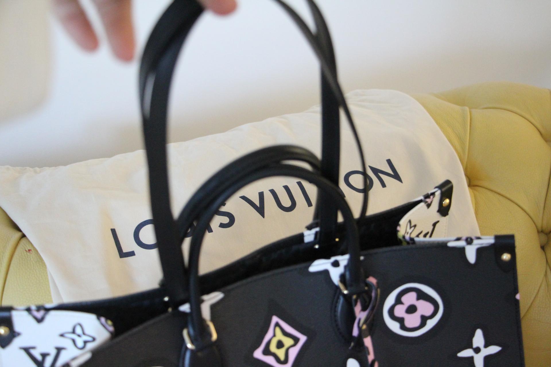 Nuova borsa Louis Vuitton nera Onthego Wild at Heart, Edizione Speciale 2021 8