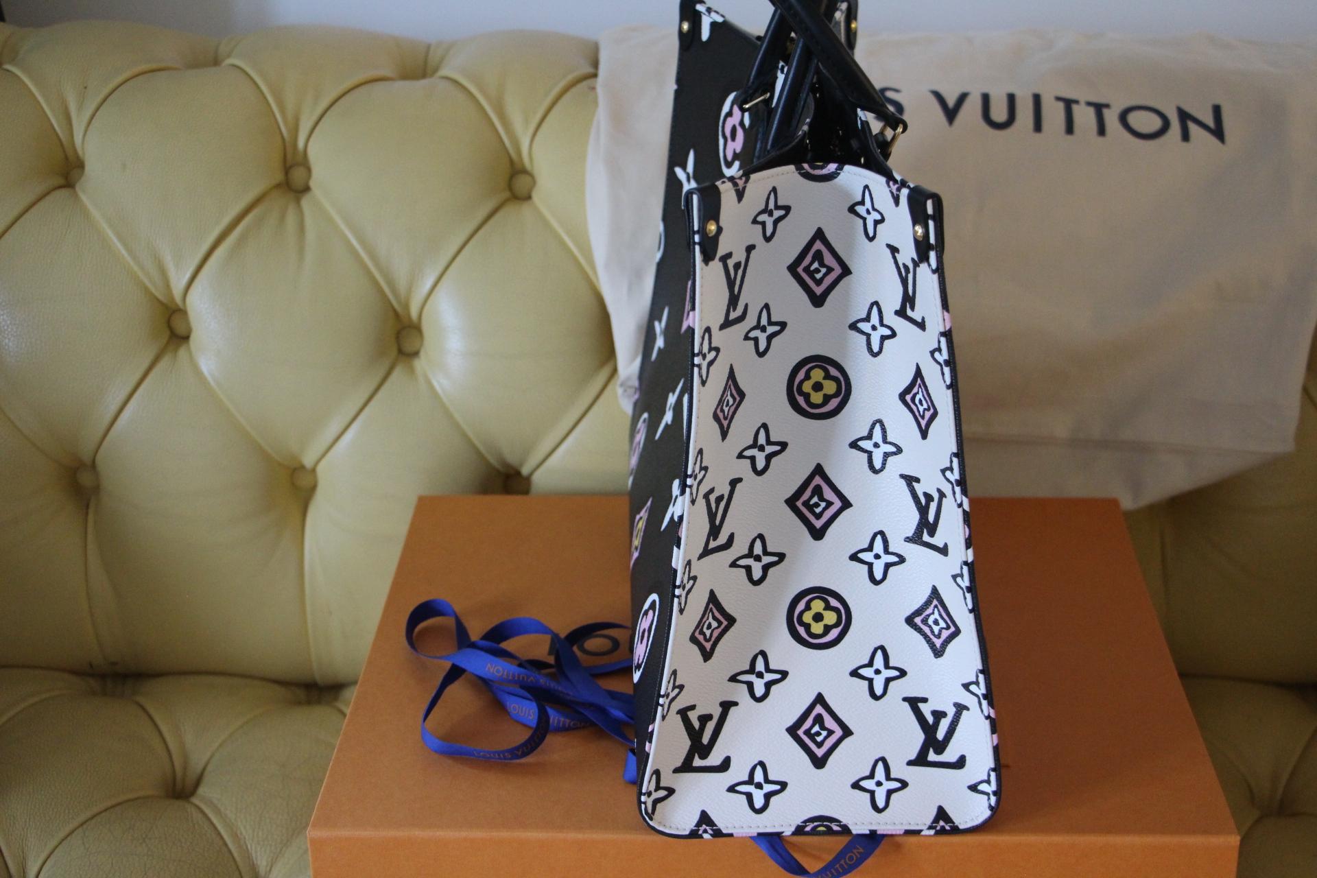 Questa borsa Onthego GM presenta una stampa grafica Monogram, creata appositamente per la capsule Wild at Heart. Ispirato a un disegno d'archivio, il motivo è di grande effetto su questa capiente tote, un'elegante compagna di lavoro, di shopping o