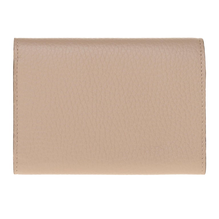 Brand New Louis Vuitton Capucines Compact Wallet in Galet Taurillon leather  at 1stDibs  capucine compact wallet, capucines compact wallet louis  vuitton, lv capucines compact wallet