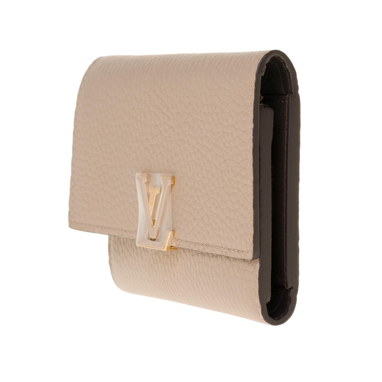 Beige Brand New Louis Vuitton Capucines Compact Wallet in Galet Taurillon leather  For Sale